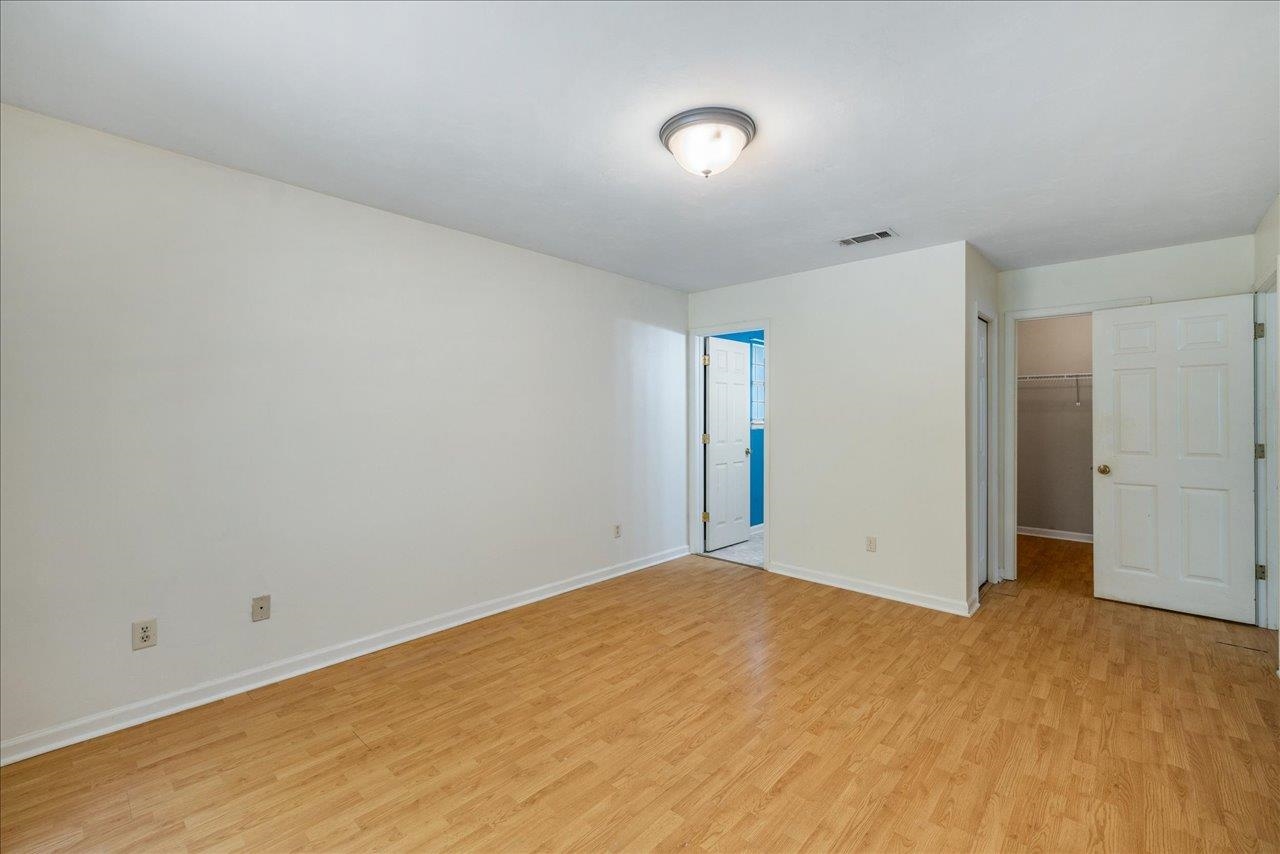 4433 Wesley Drive