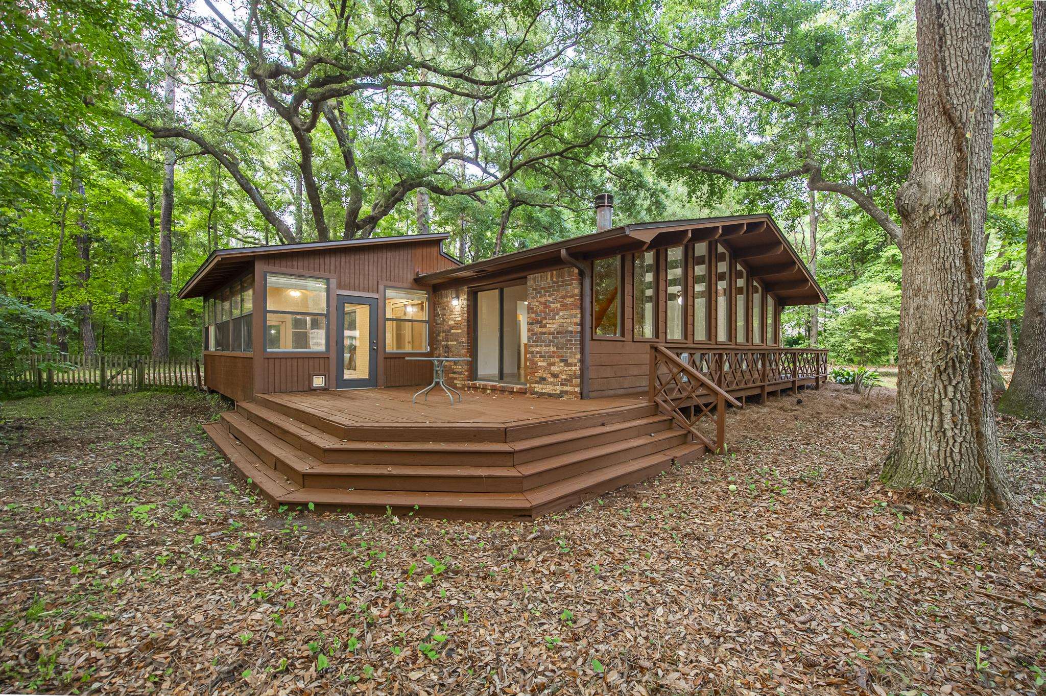 3504 Whirlaway Trail