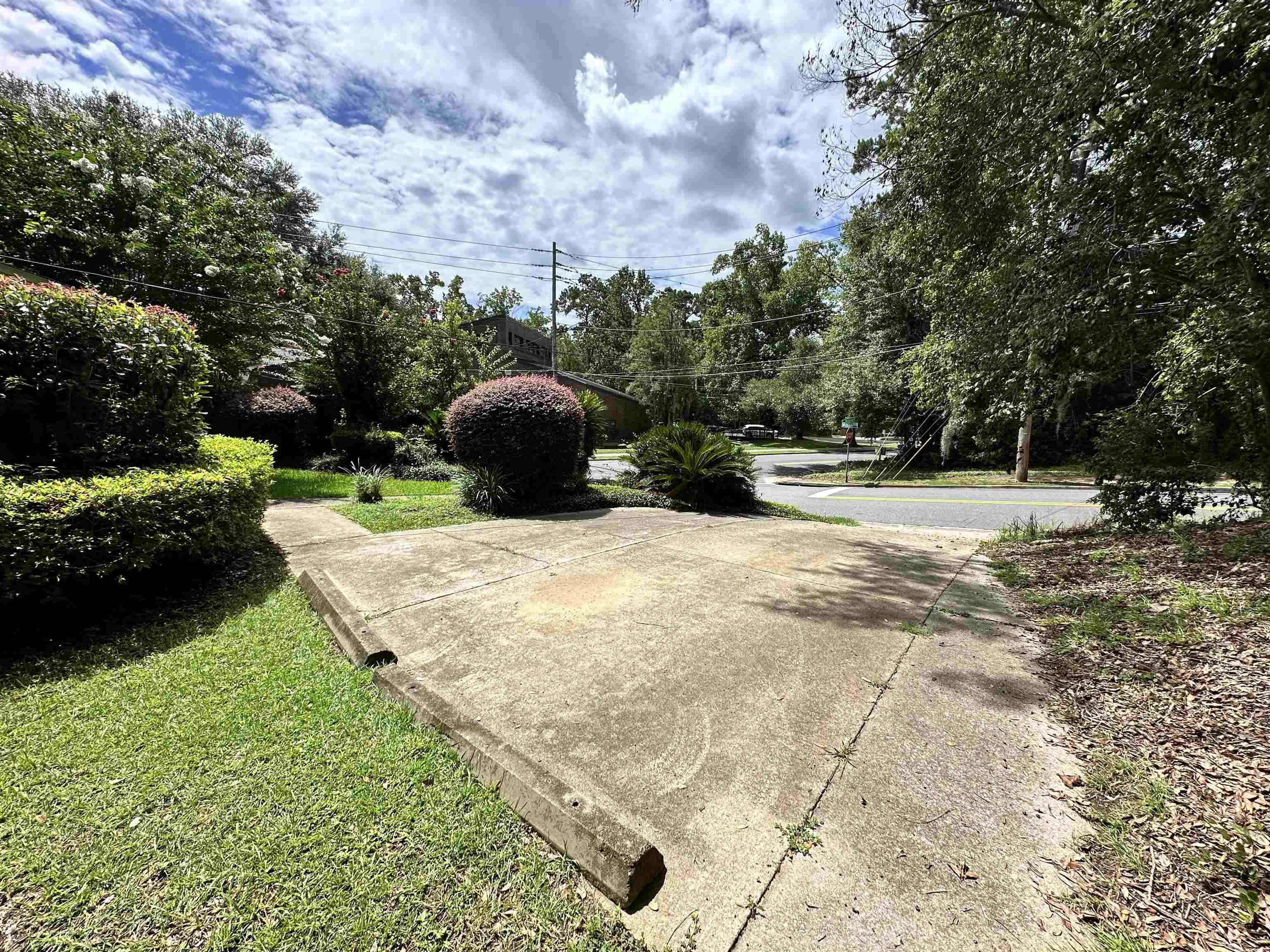 652 & 654 Miccosukee Road Unit: -