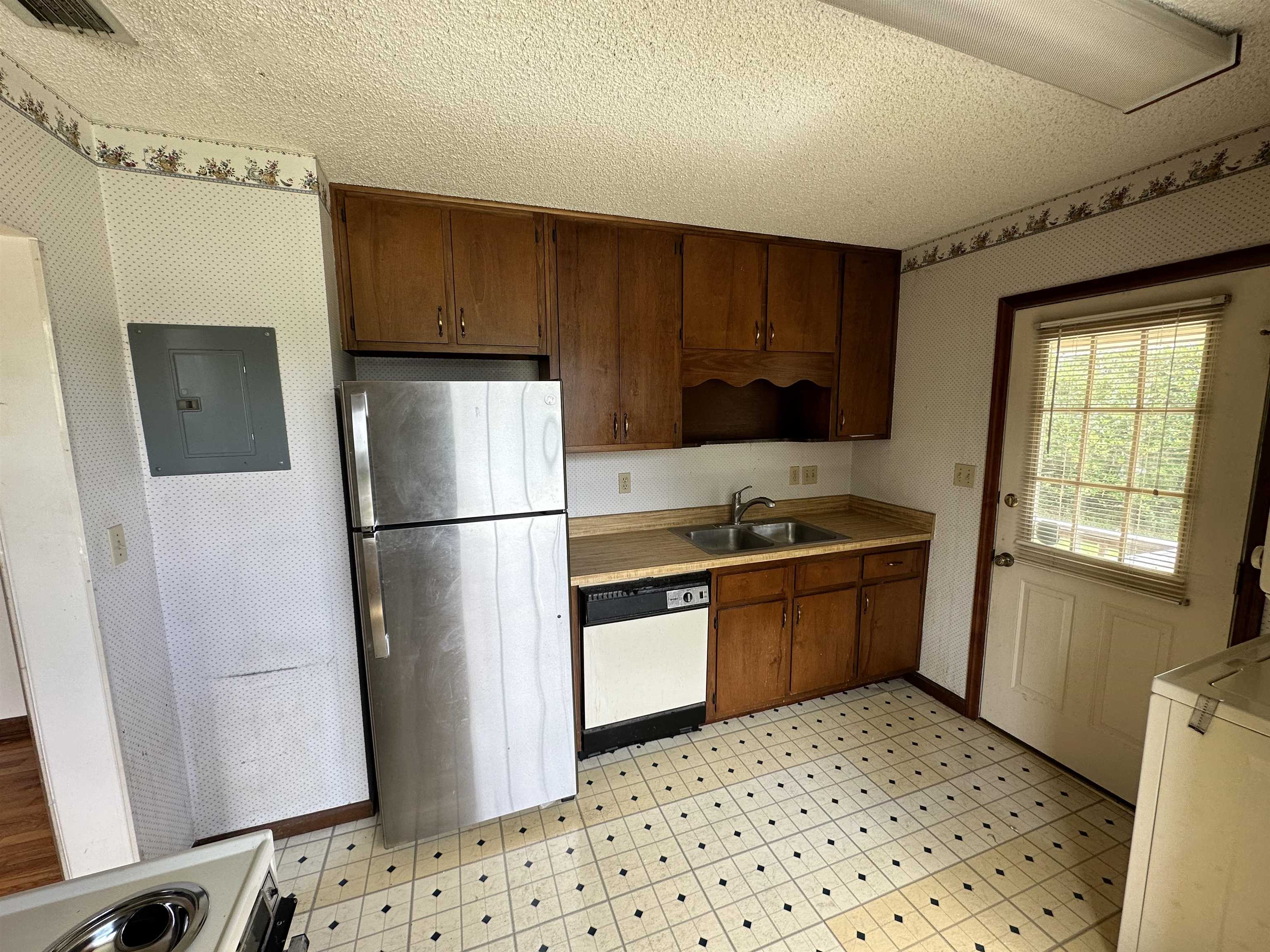 652 & 654 Miccosukee Road Unit: -