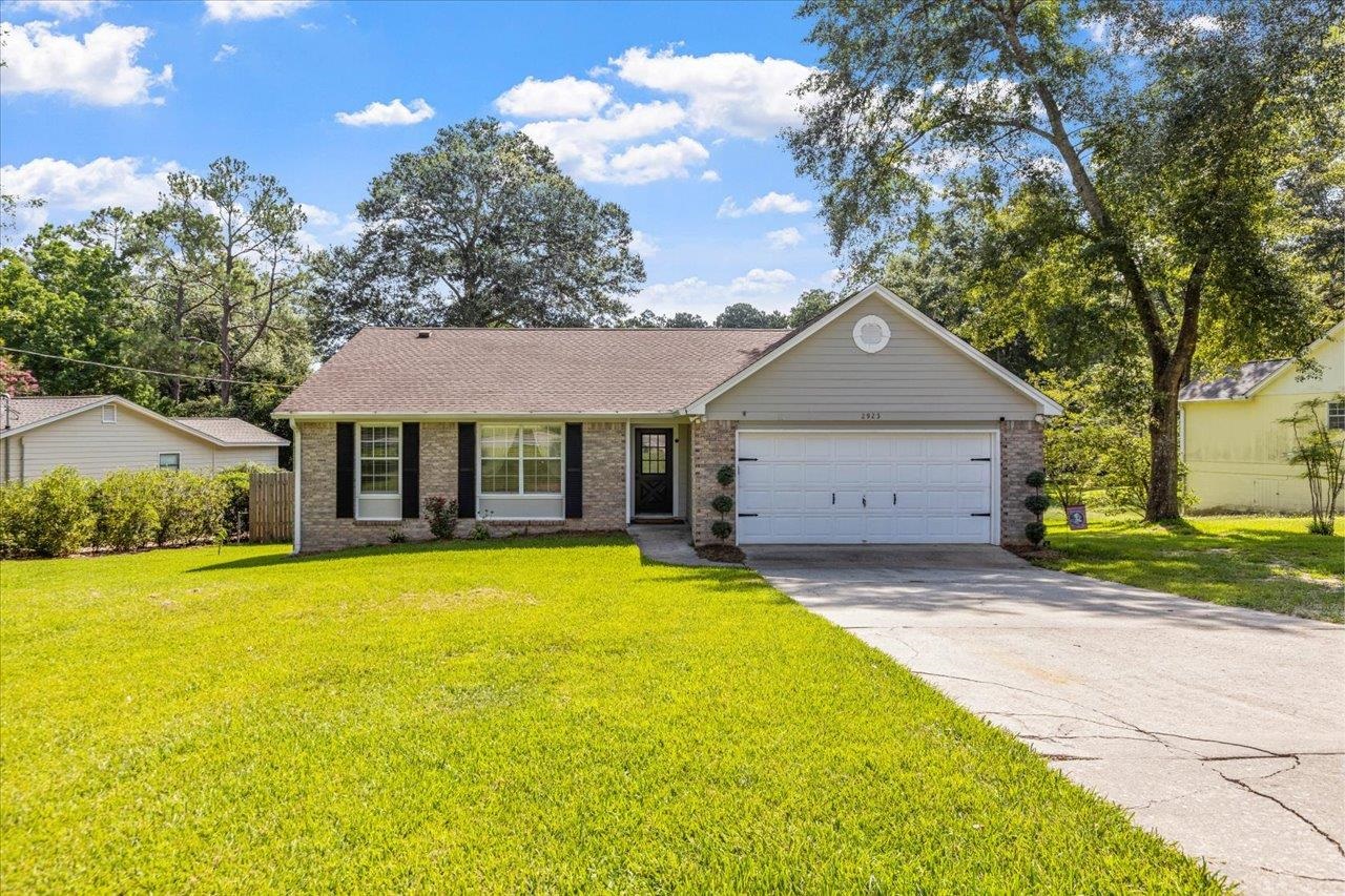 2923 Whirlaway Trail