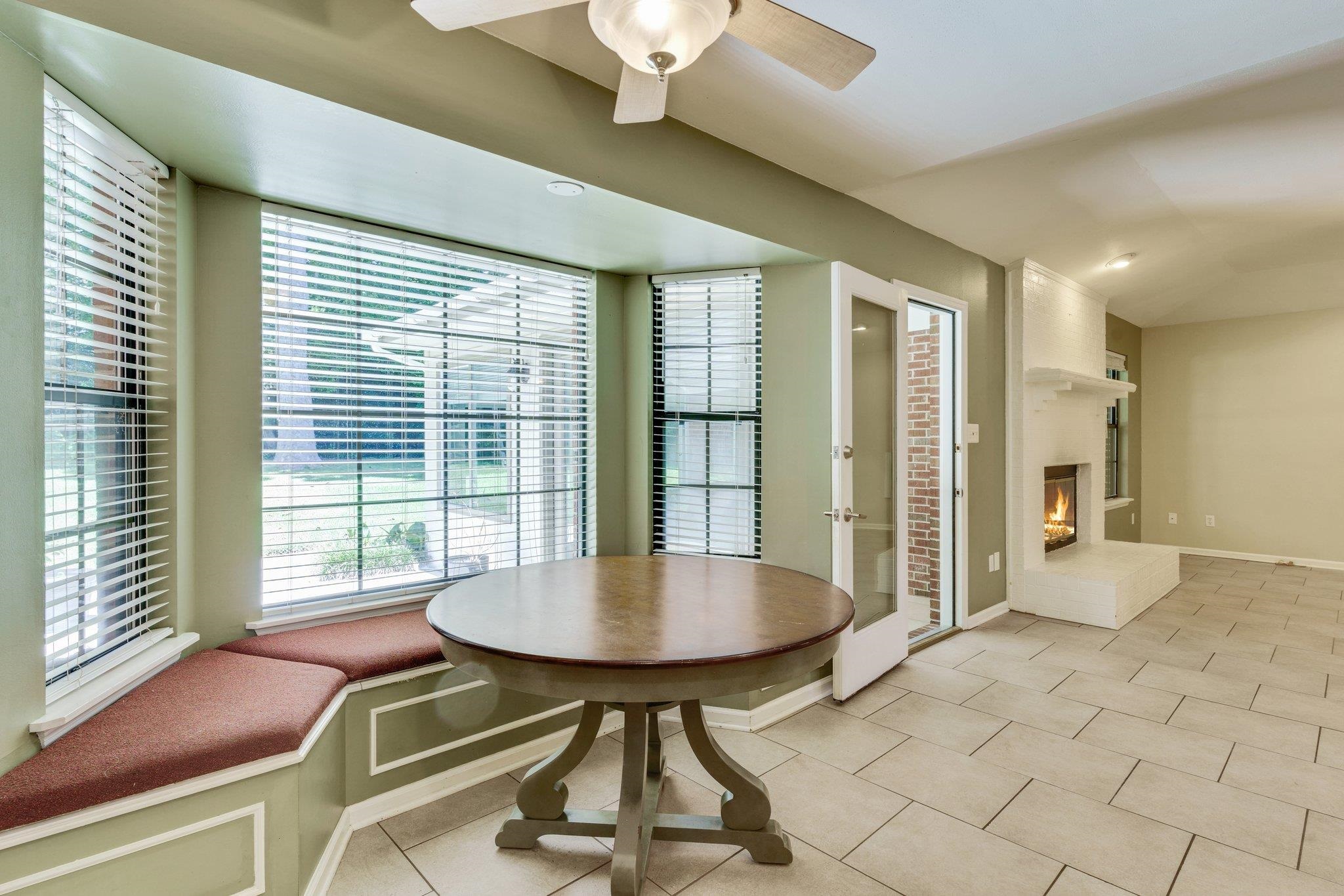 3794 Mitzi Way