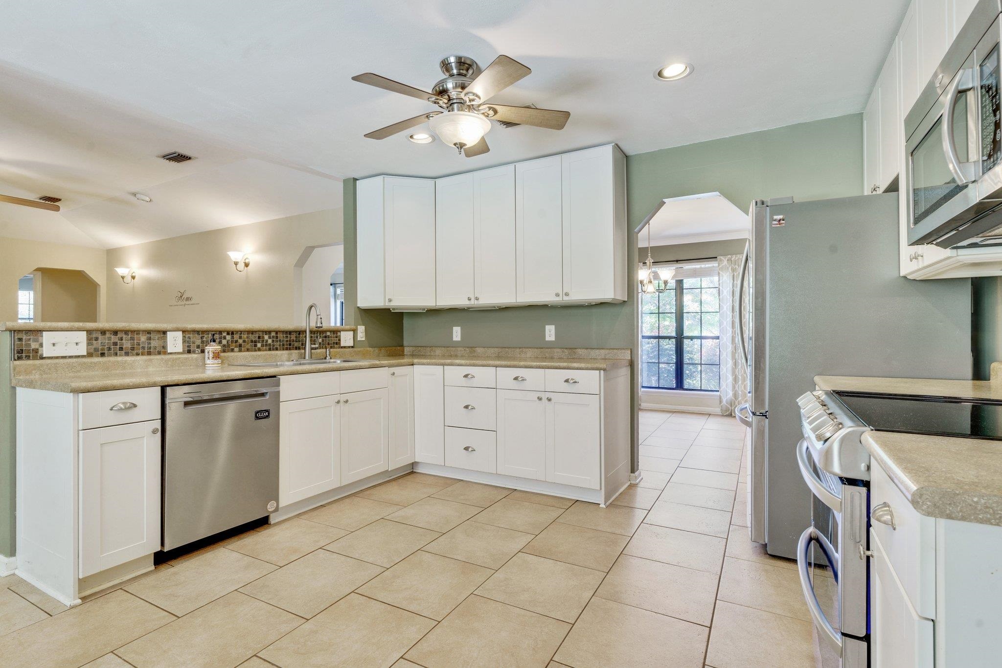 3794 Mitzi Way