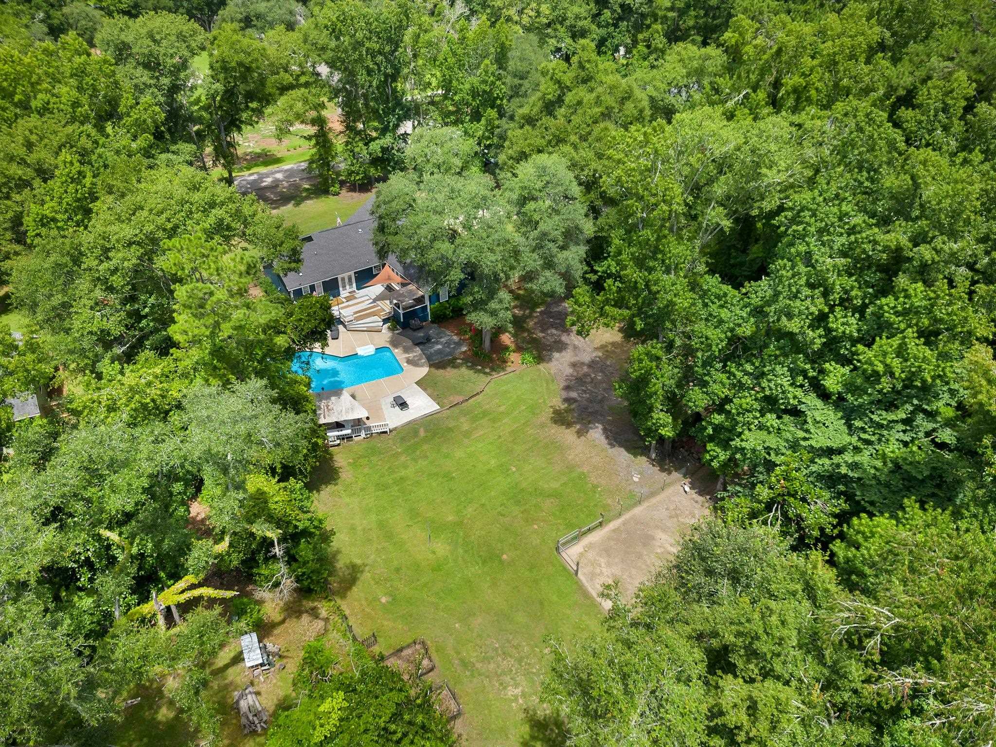 9079 N Foxwood Drive