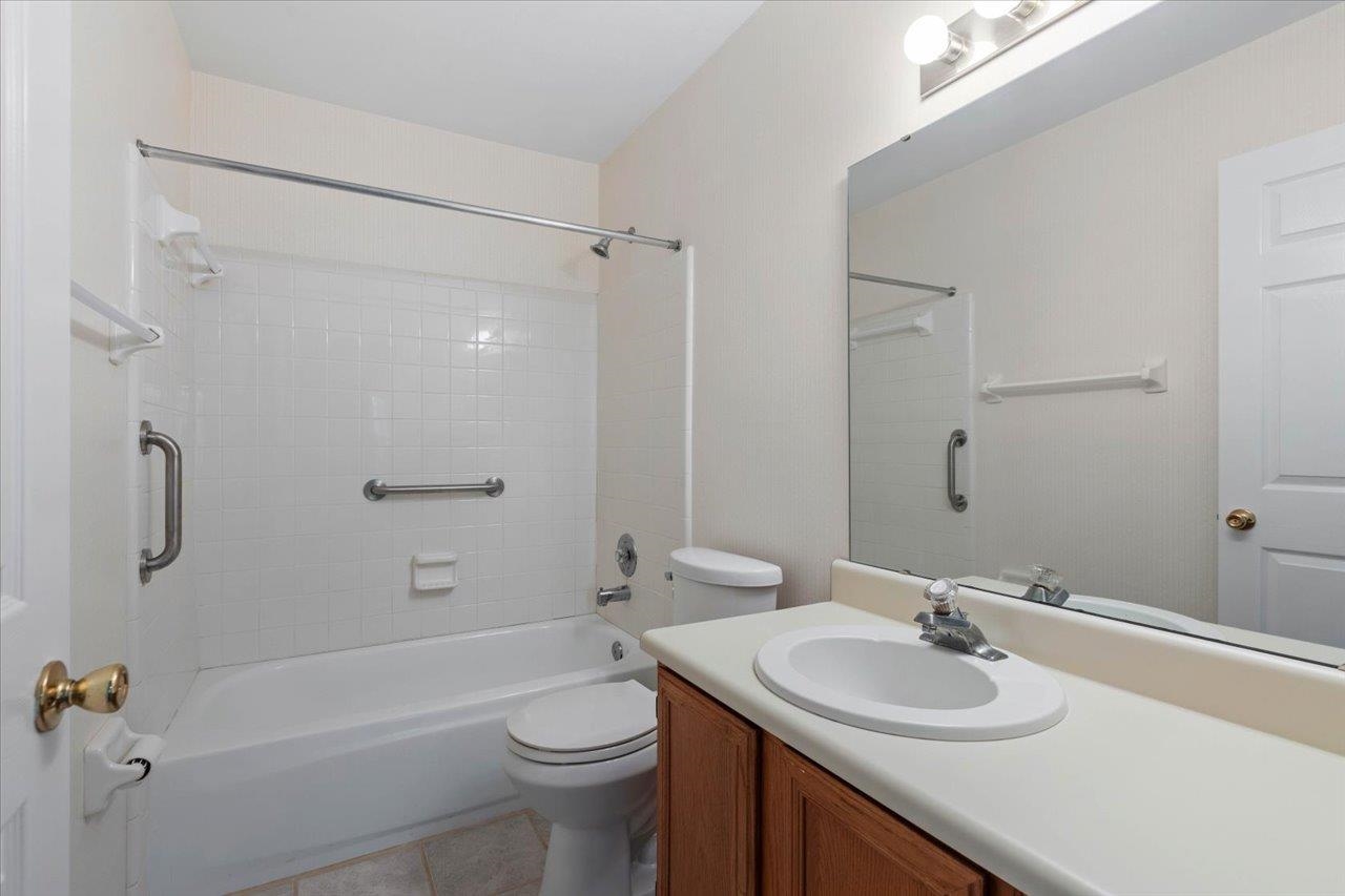 468 High Point Lane