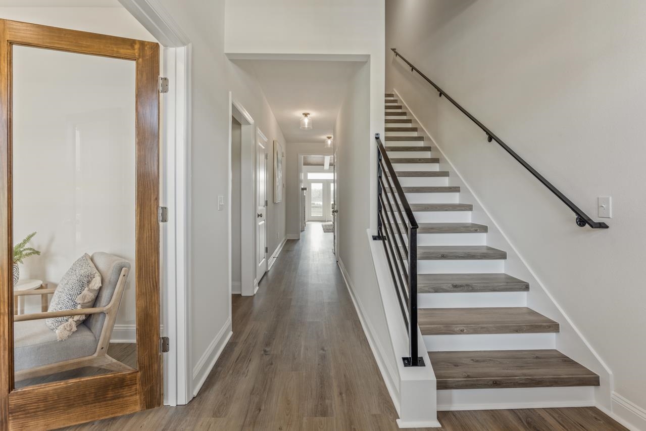 3880 Ardmore Lane