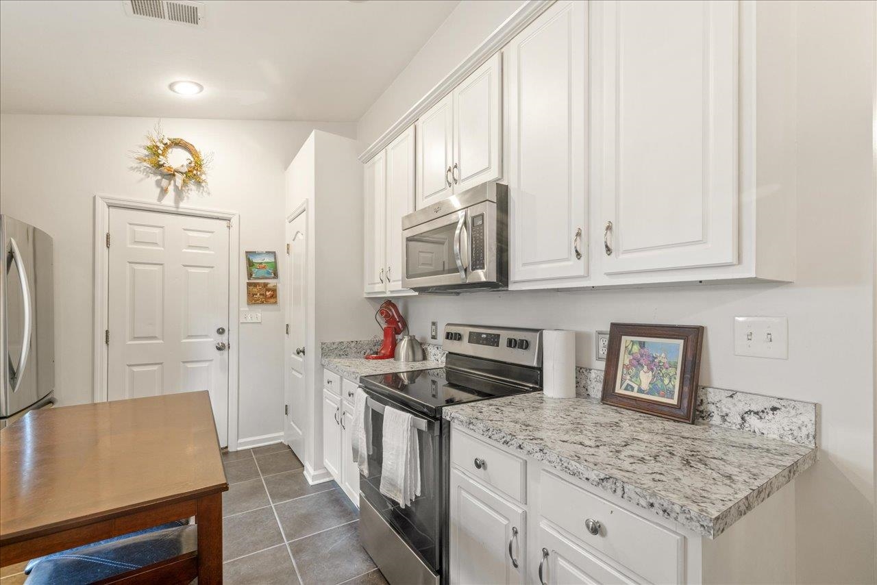 2922 Bay Shore Drive