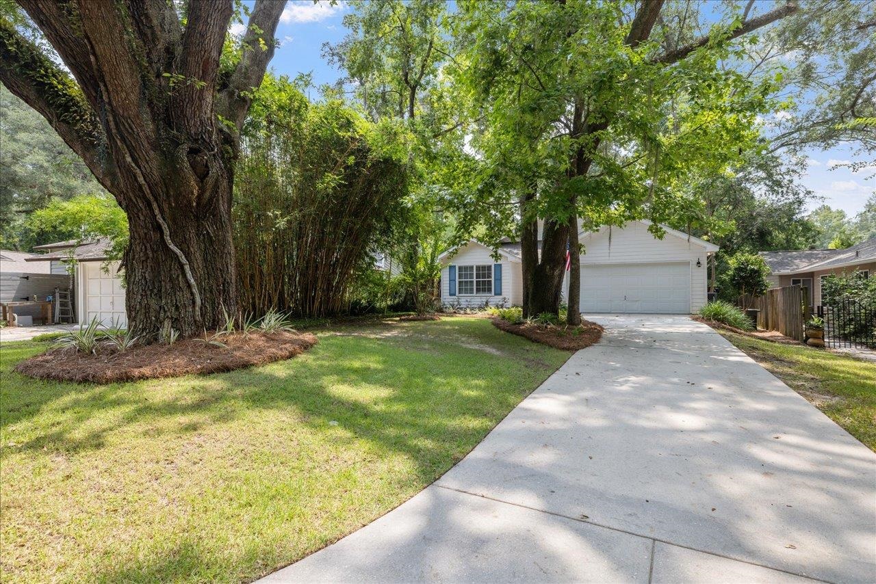 2922 Bay Shore Drive