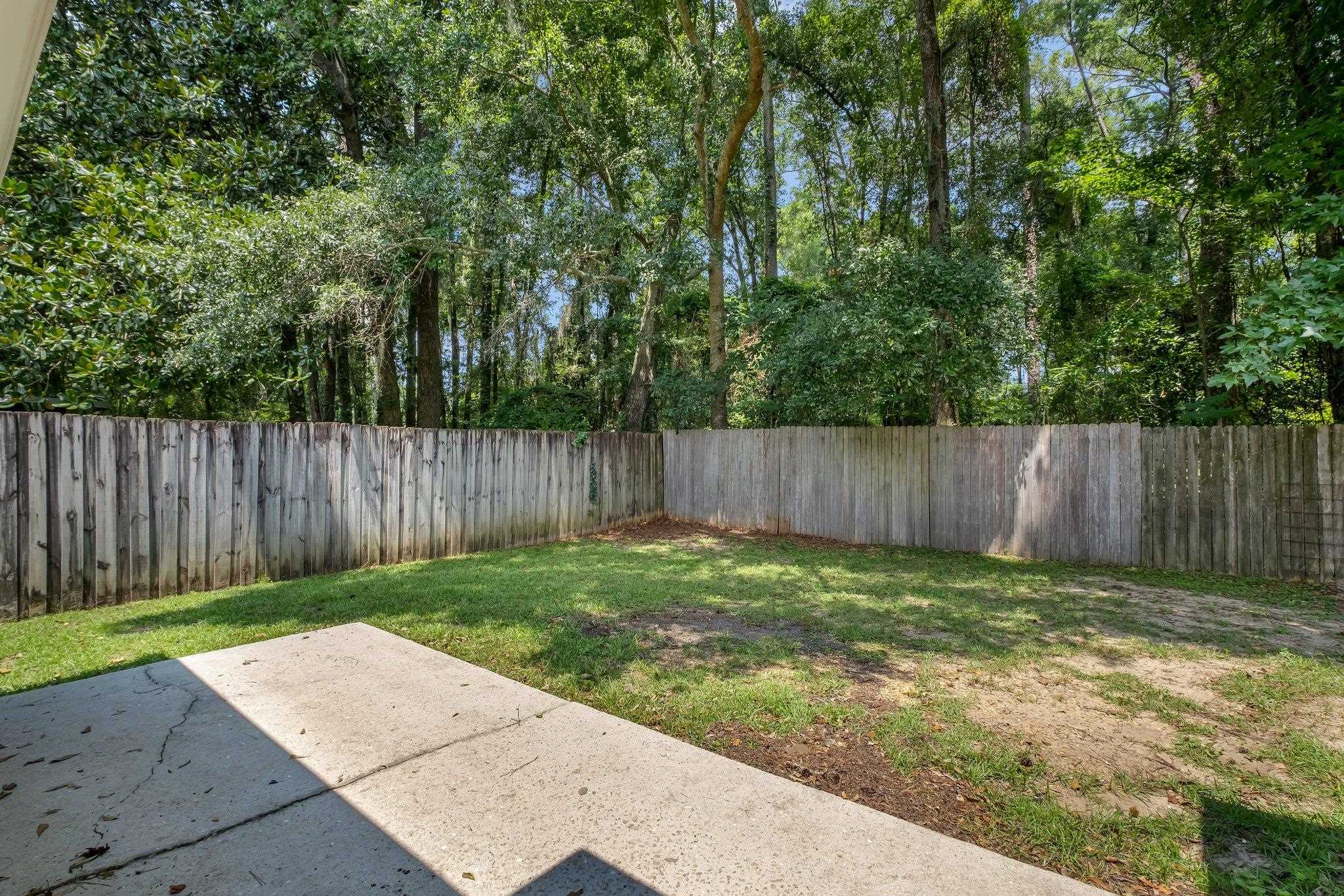 382 W Richview Park Circle