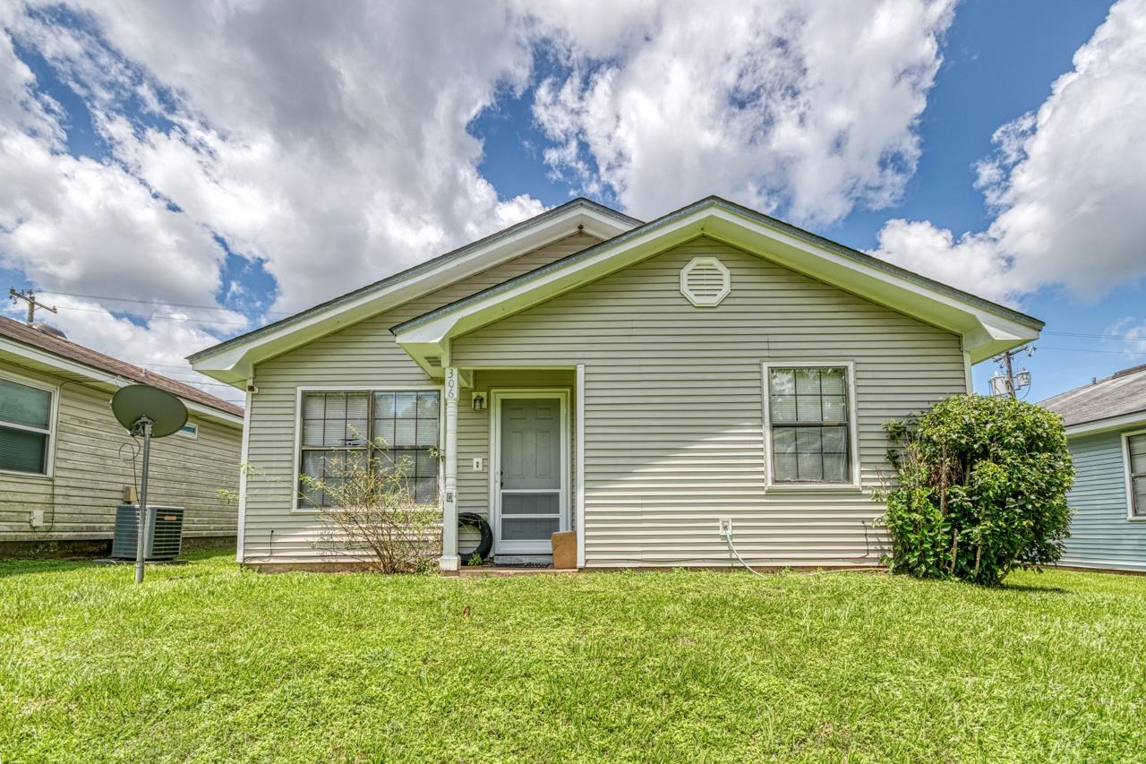 306 Belmont Road