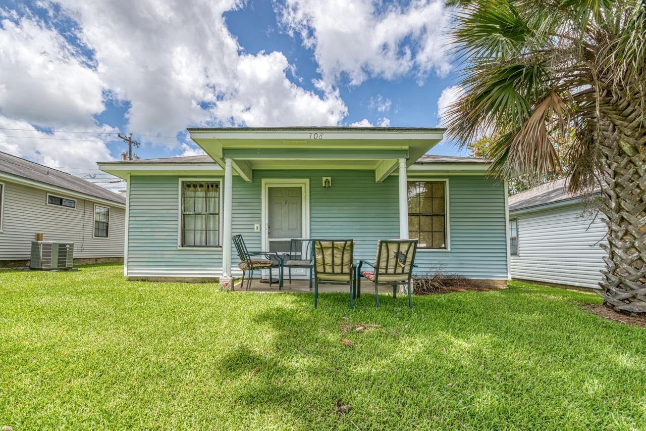 308 Belmont Road