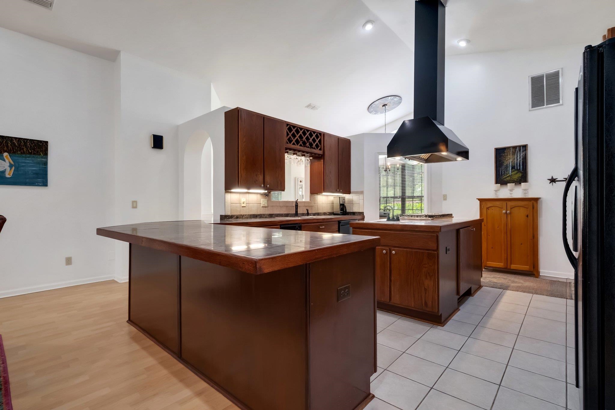 1821 Tallavana Trail