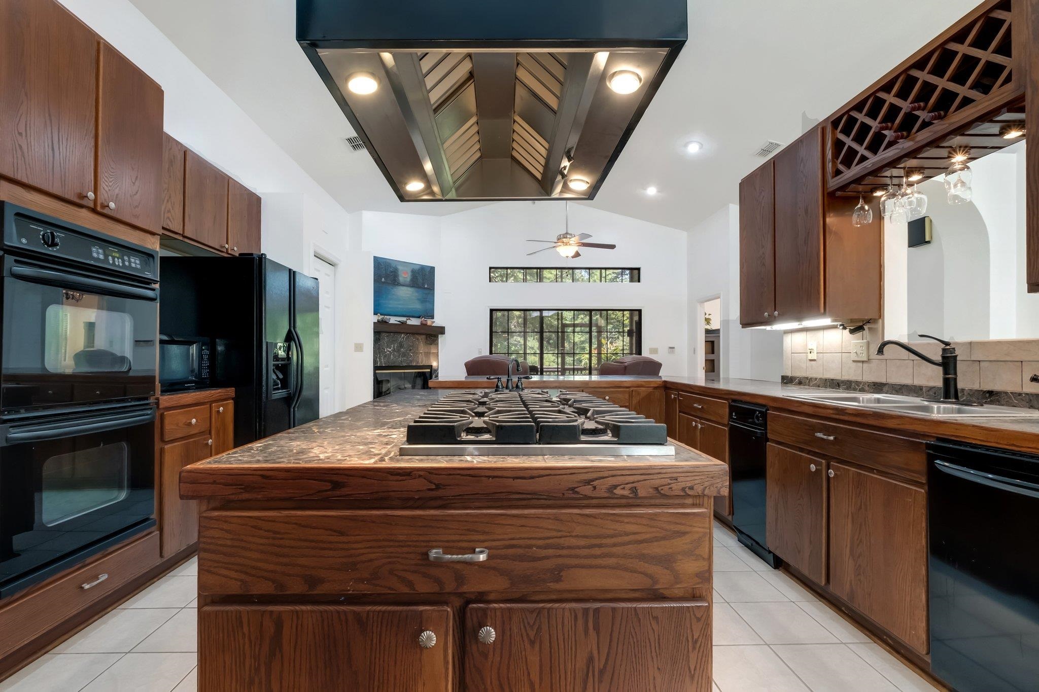 1821 Tallavana Trail