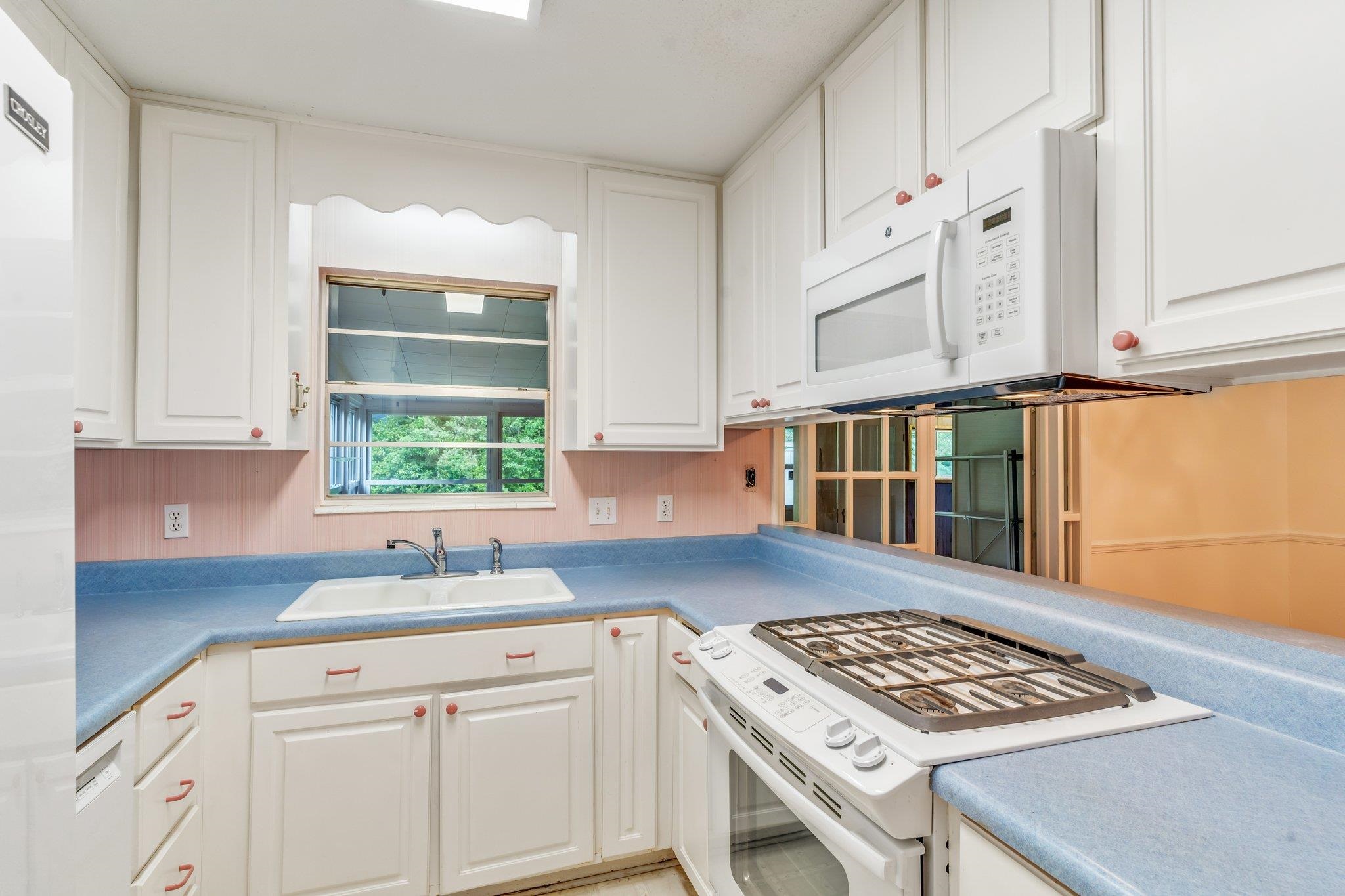 1120 Nandina Court