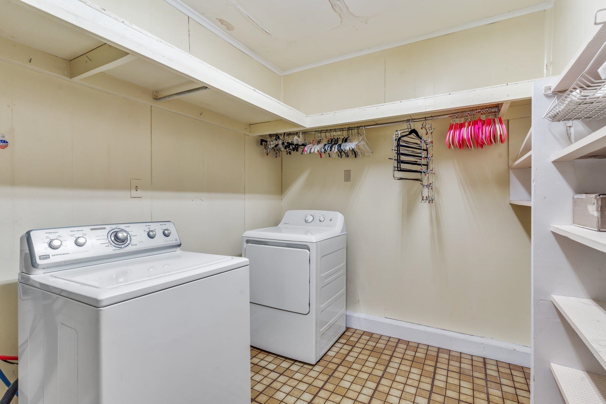 1120 Nandina Court
