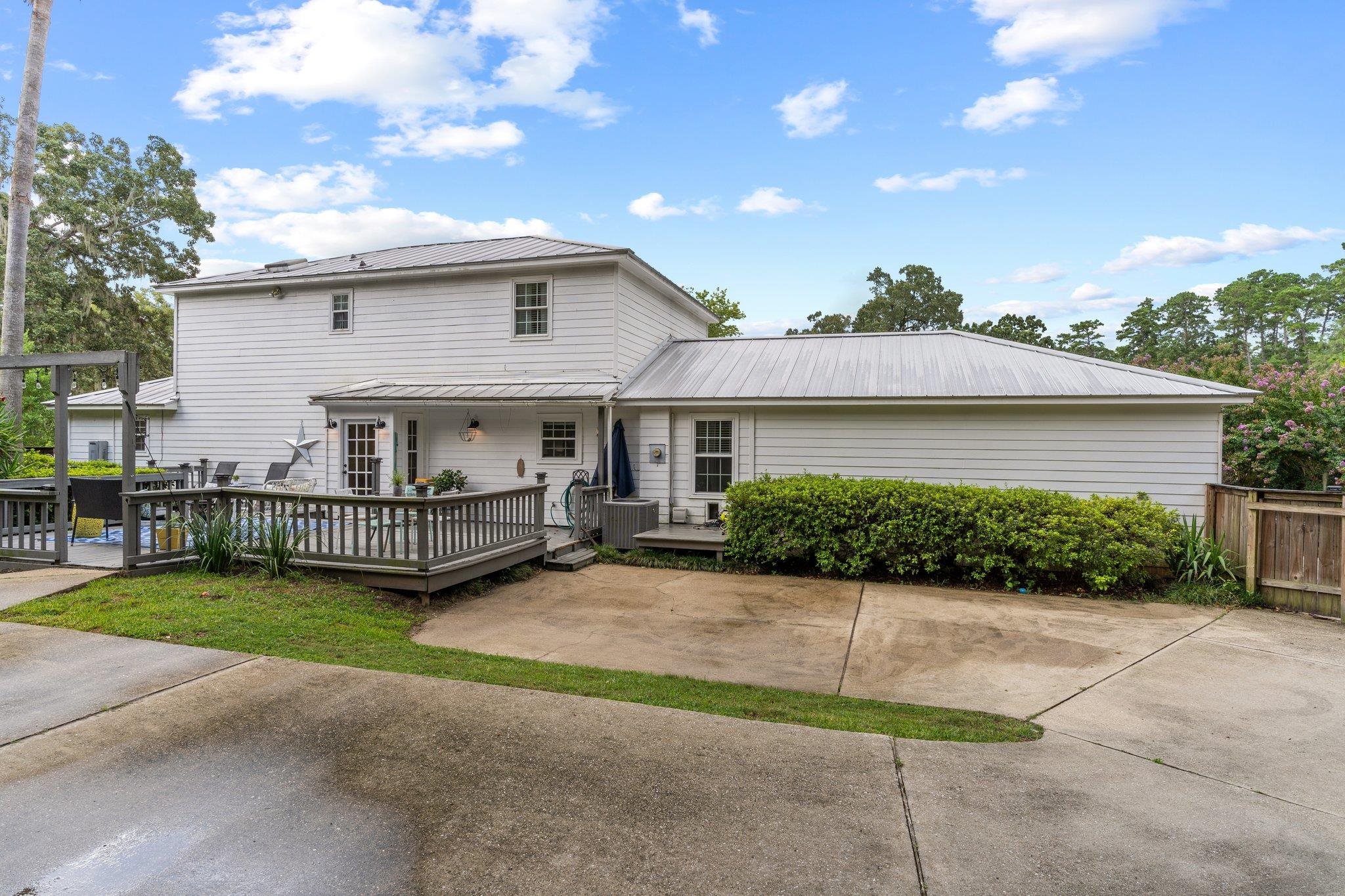 3074 Fermanagh Drive