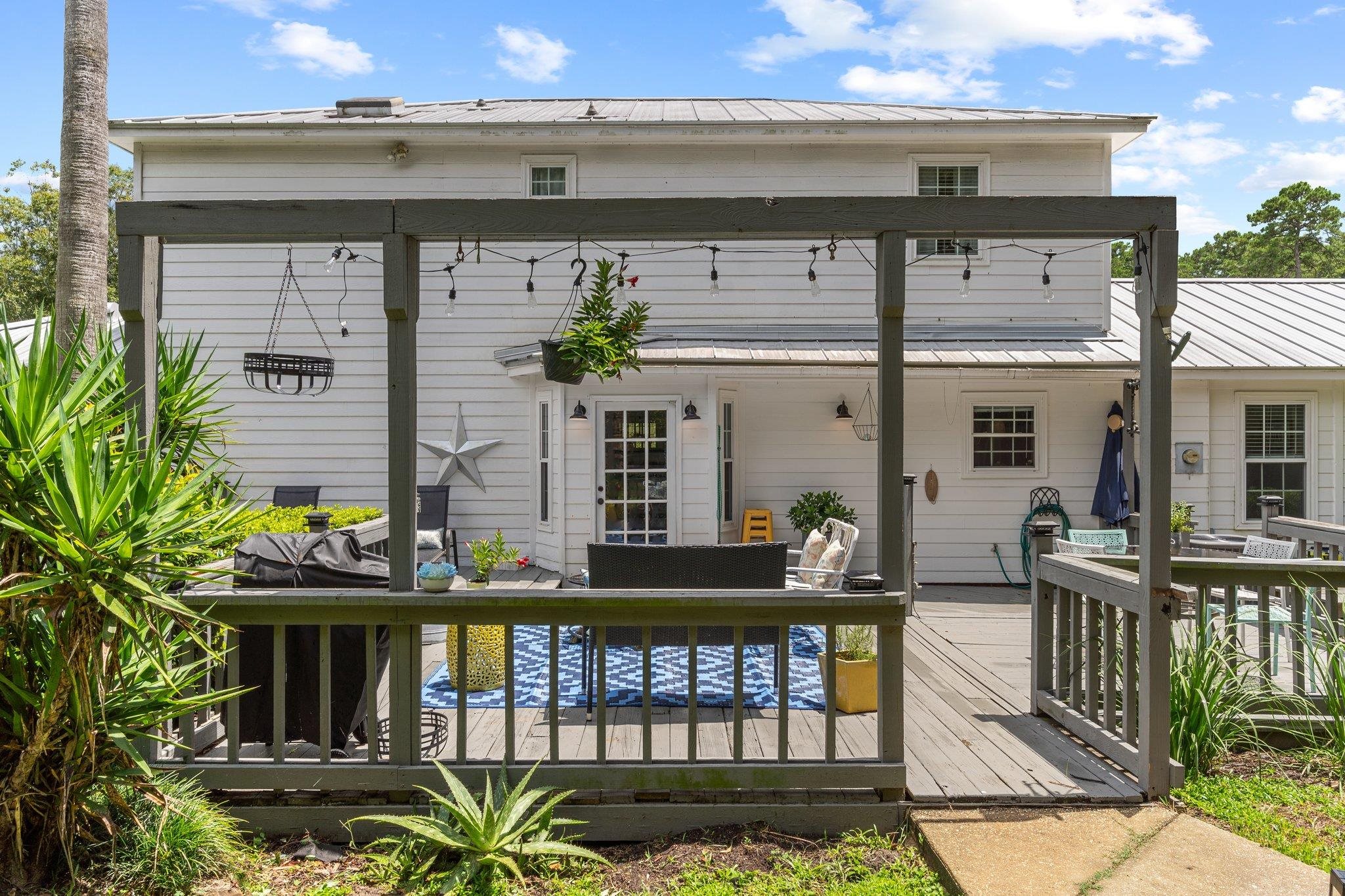 3074 Fermanagh Drive