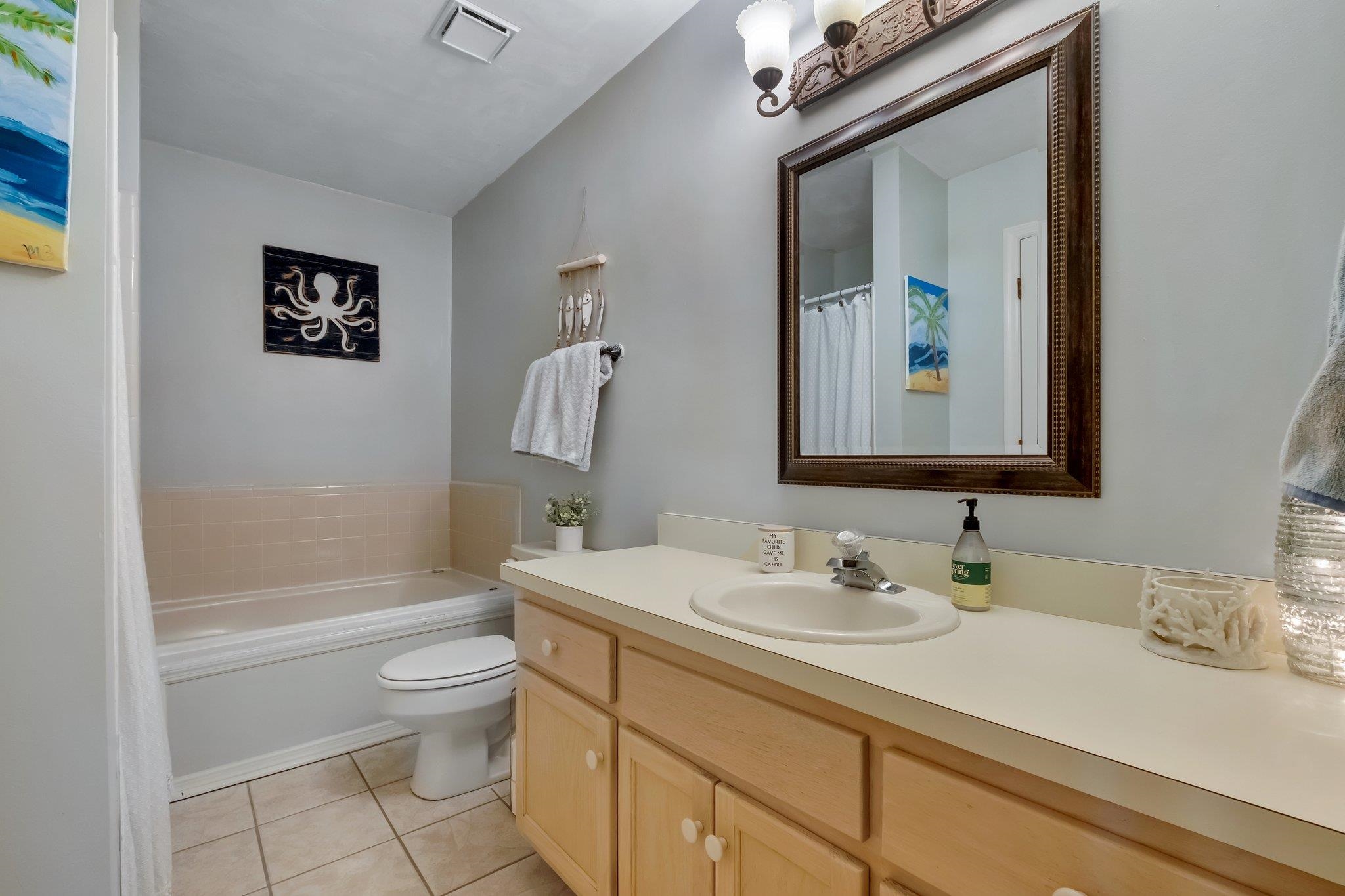 2587 Yarmouth Lane