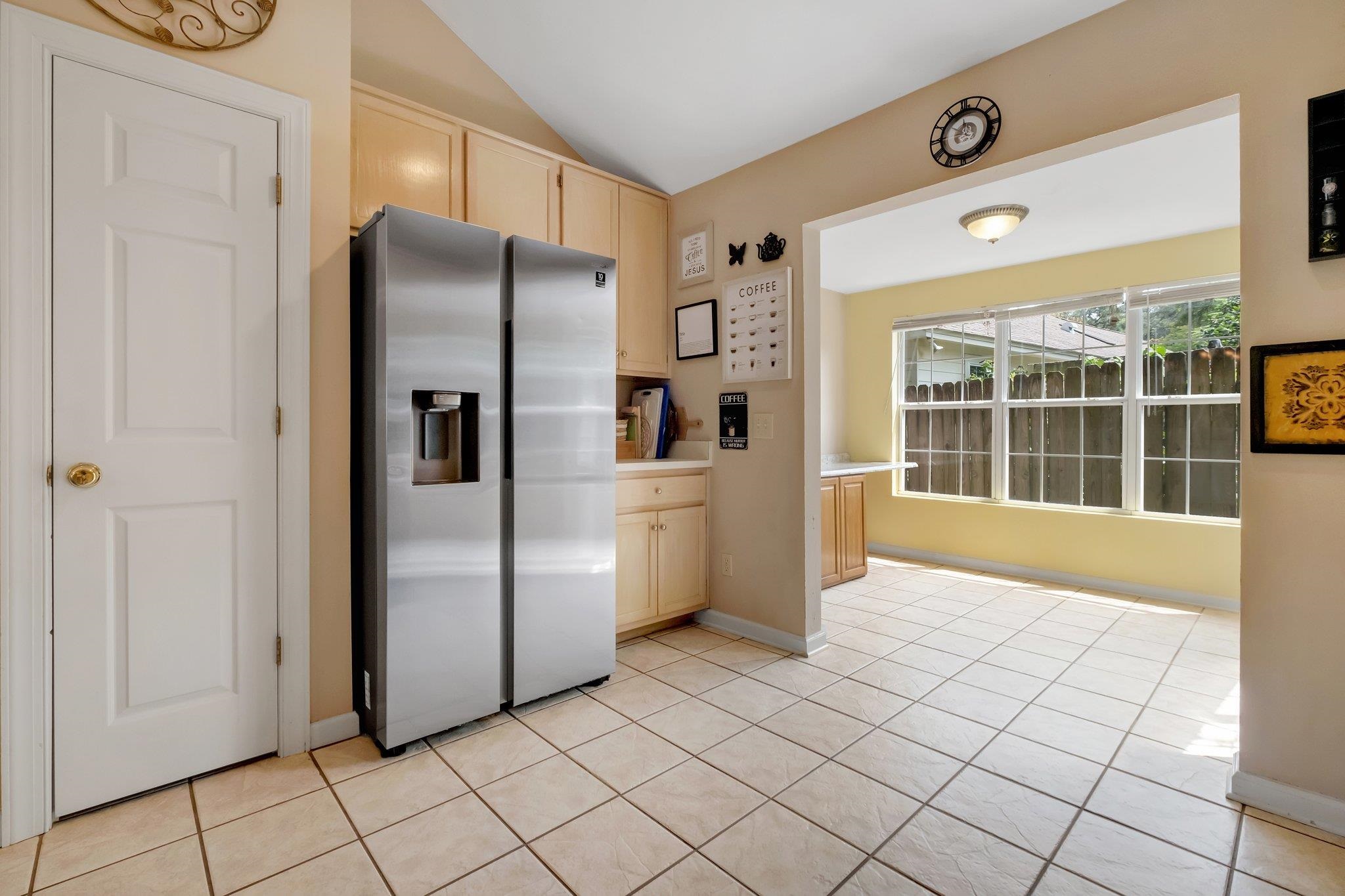 2587 Yarmouth Lane