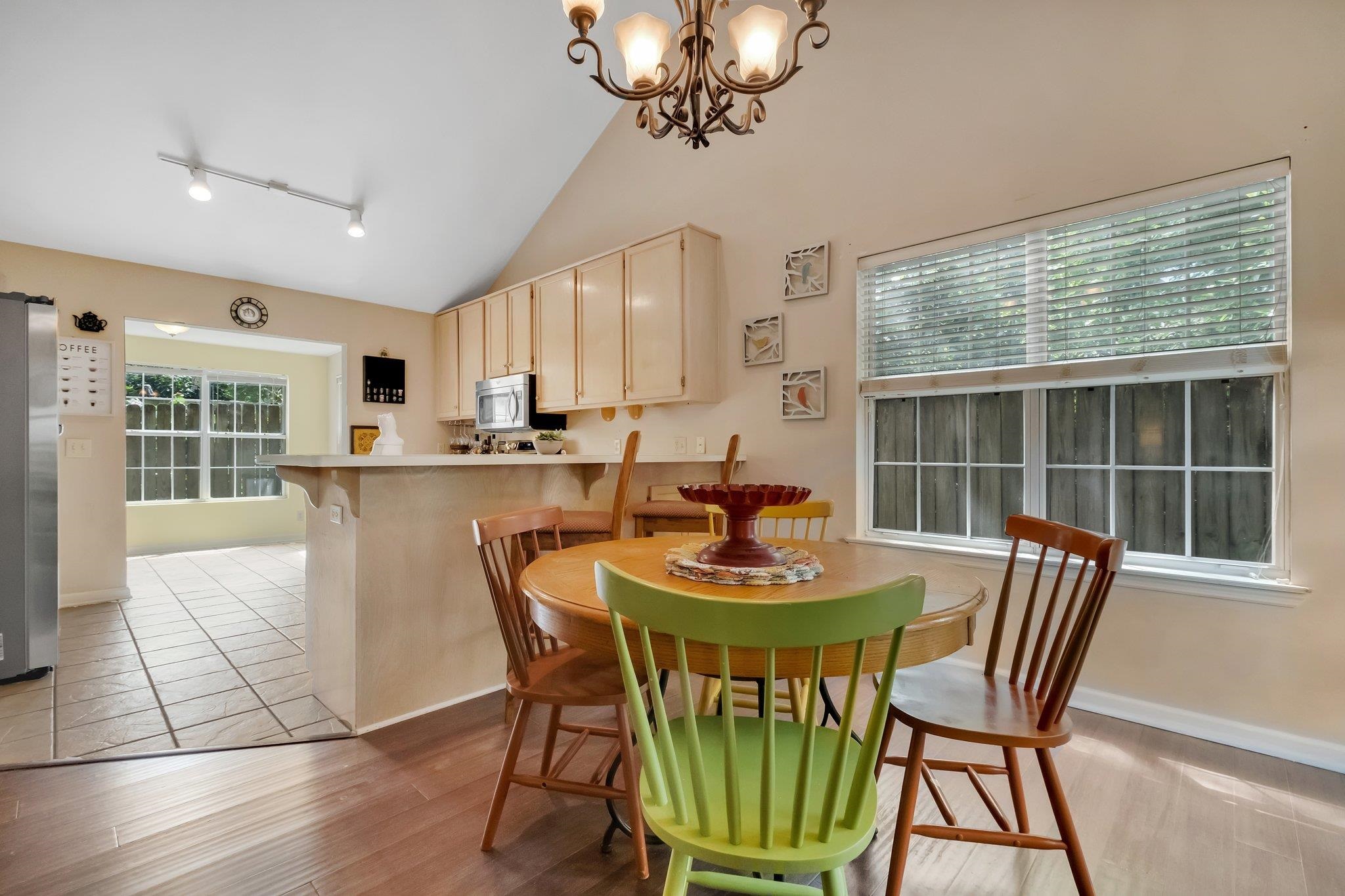 2587 Yarmouth Lane