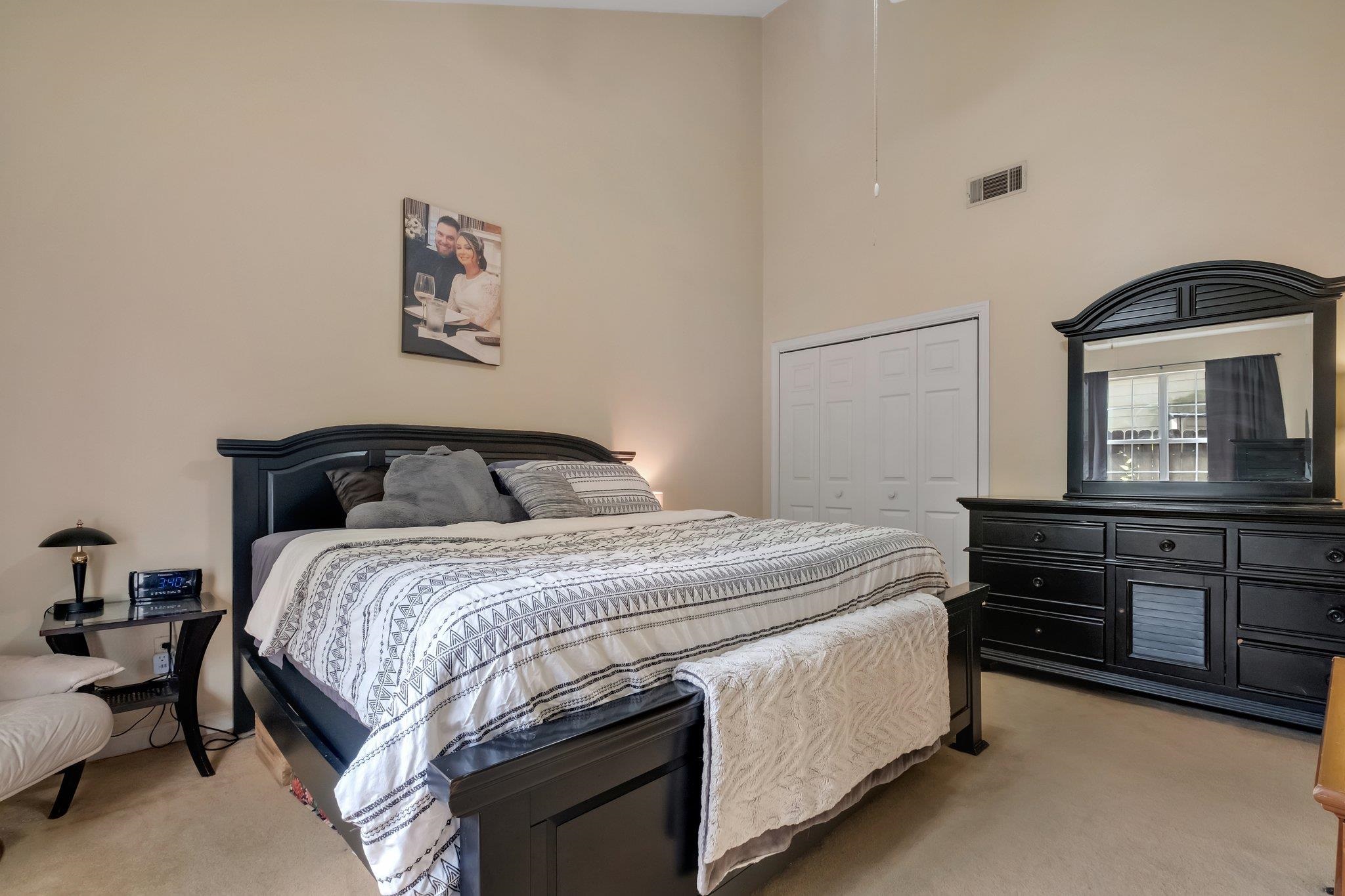 2587 Yarmouth Lane