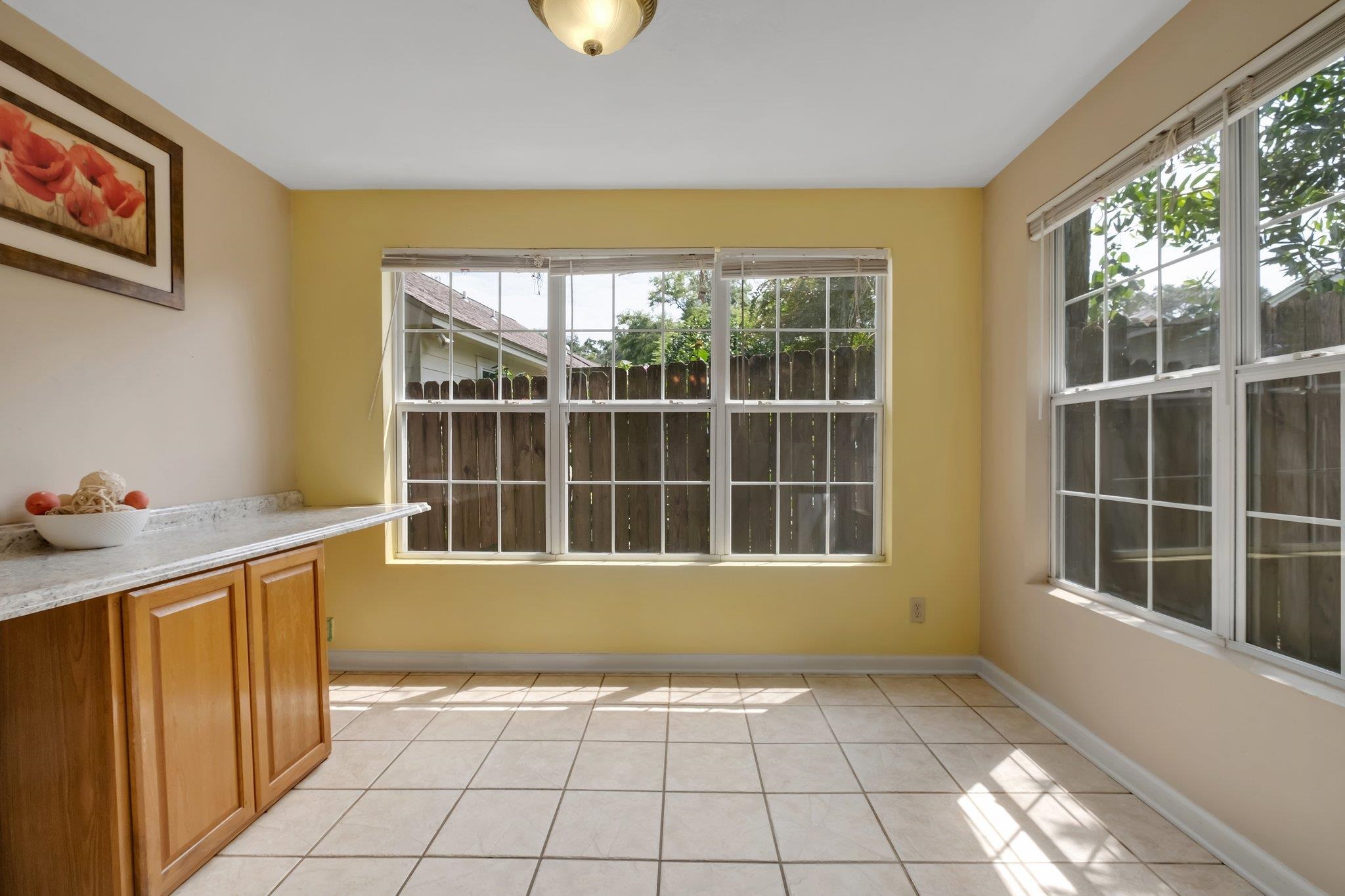 2587 Yarmouth Lane