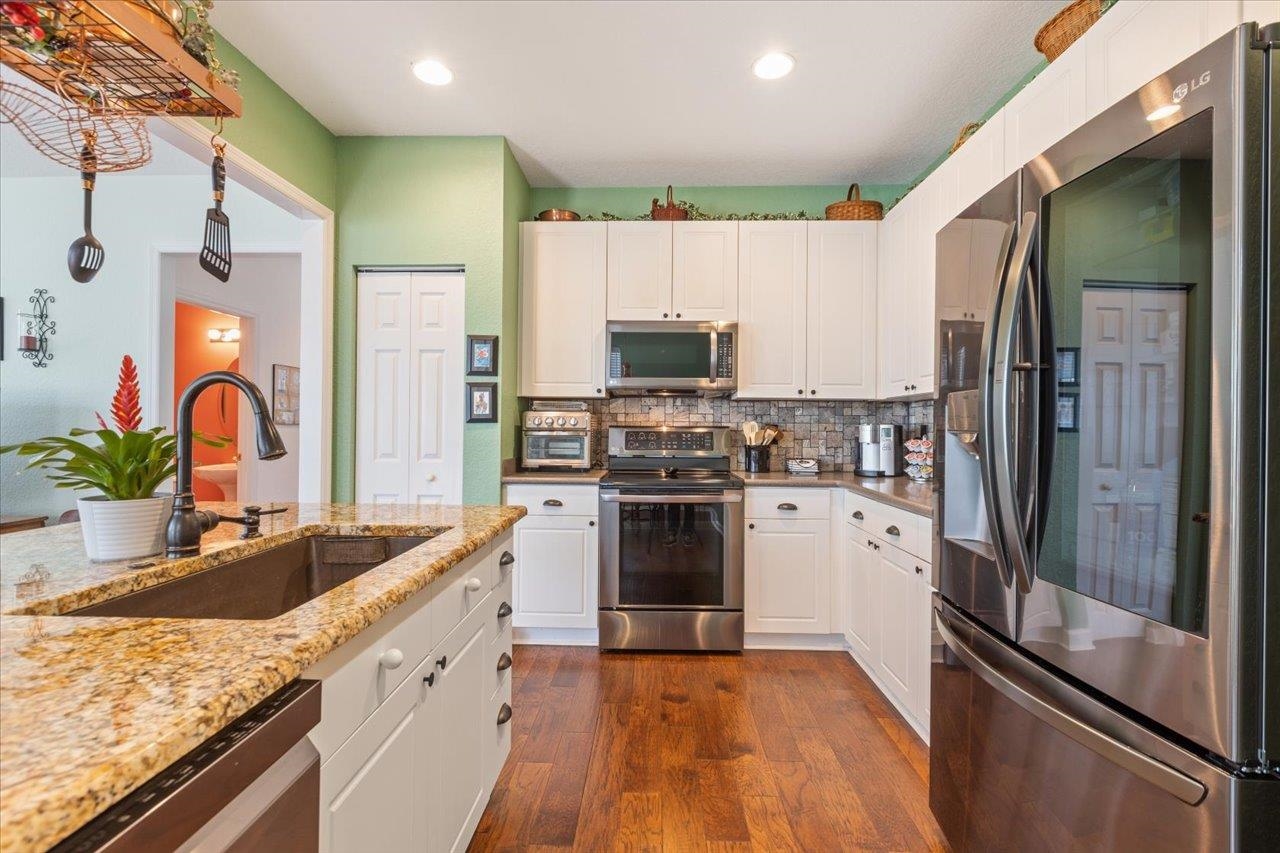 3771 GREYFIELD Drive