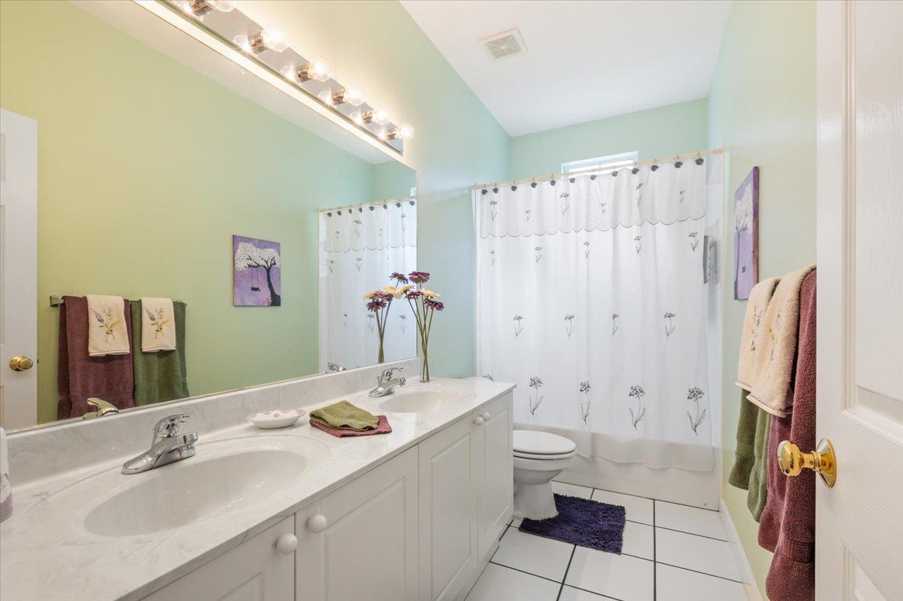 3771 GREYFIELD Drive