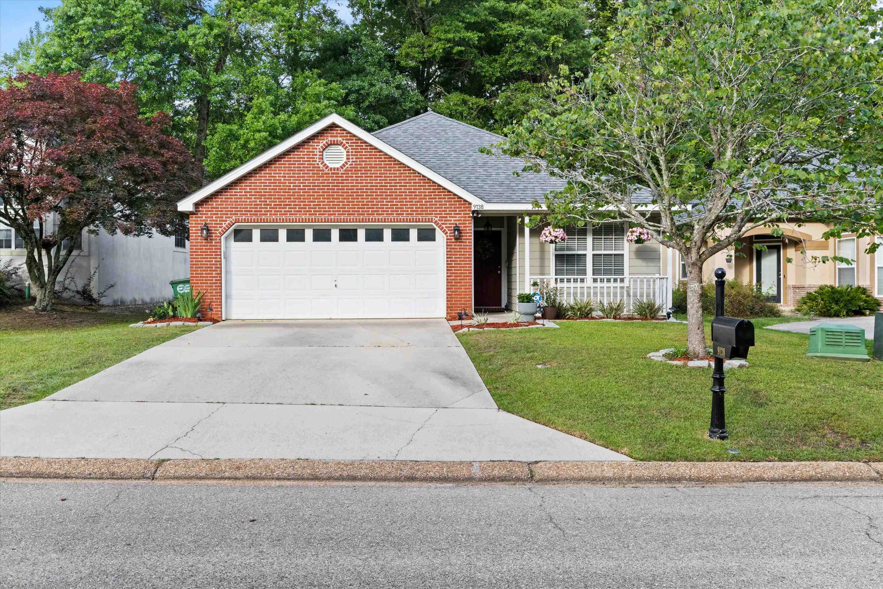 9138 Stonehenge Trail