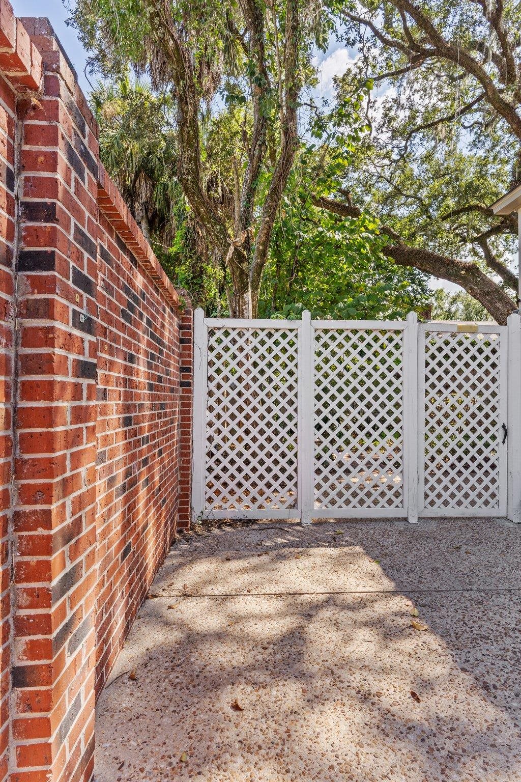 507 E Call Street