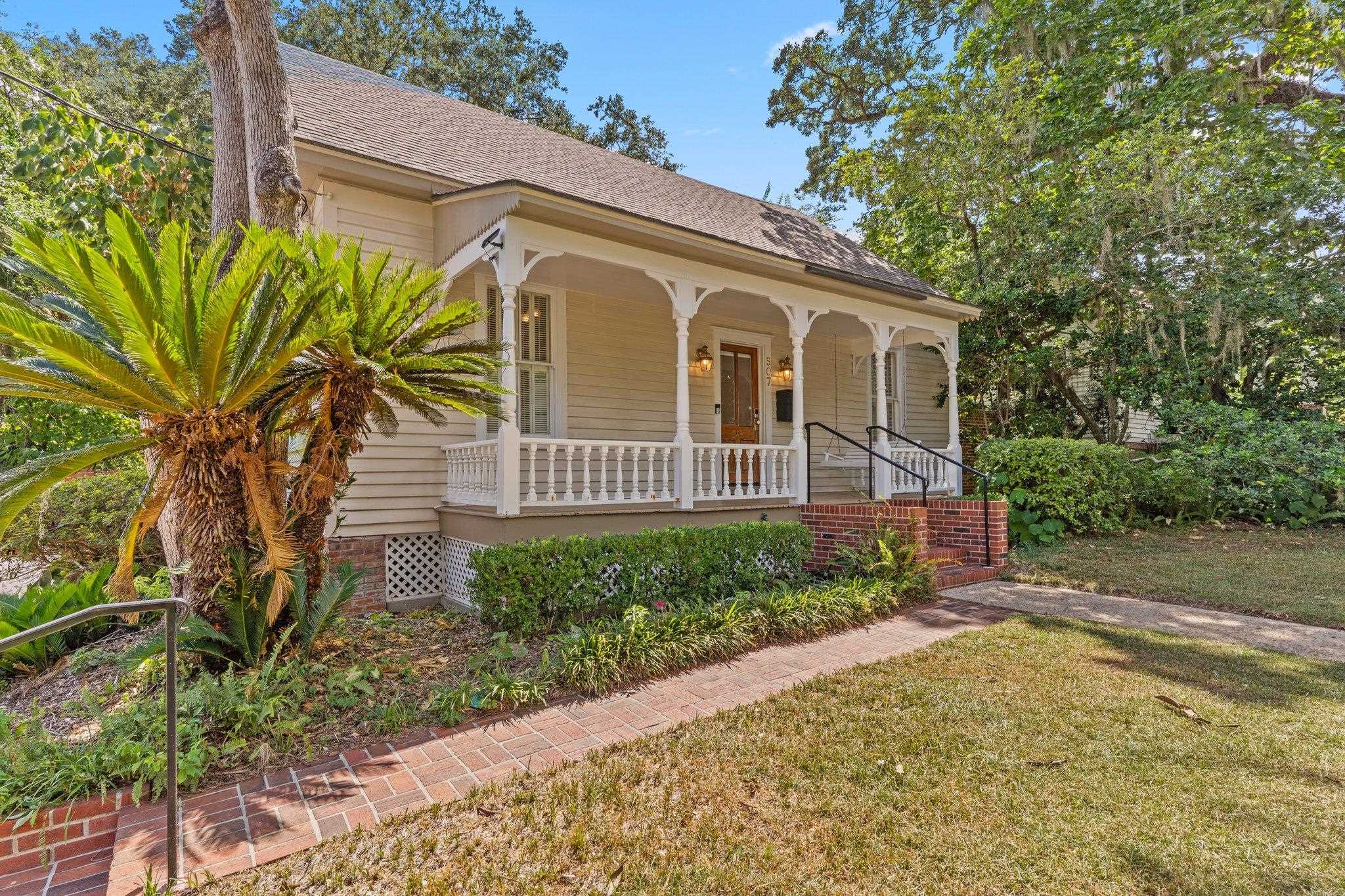 507 E Call Street