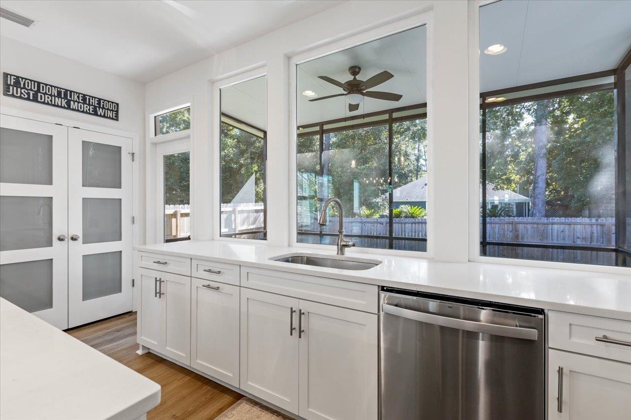 8763 Greenridge Lane