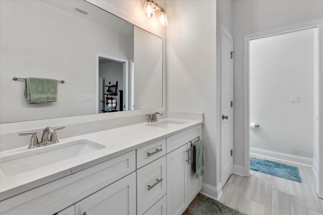 8763 Greenridge Lane