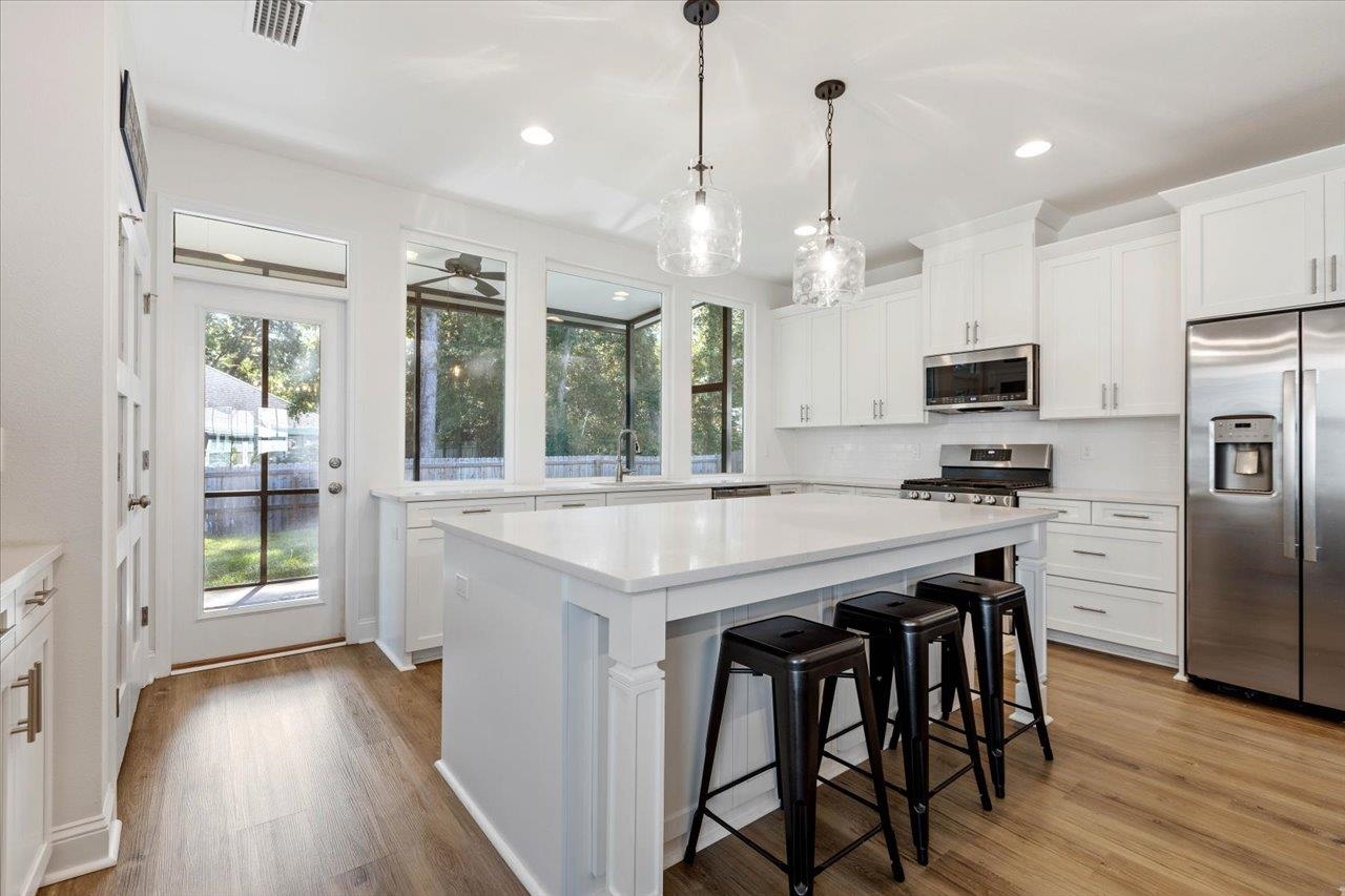 8763 Greenridge Lane