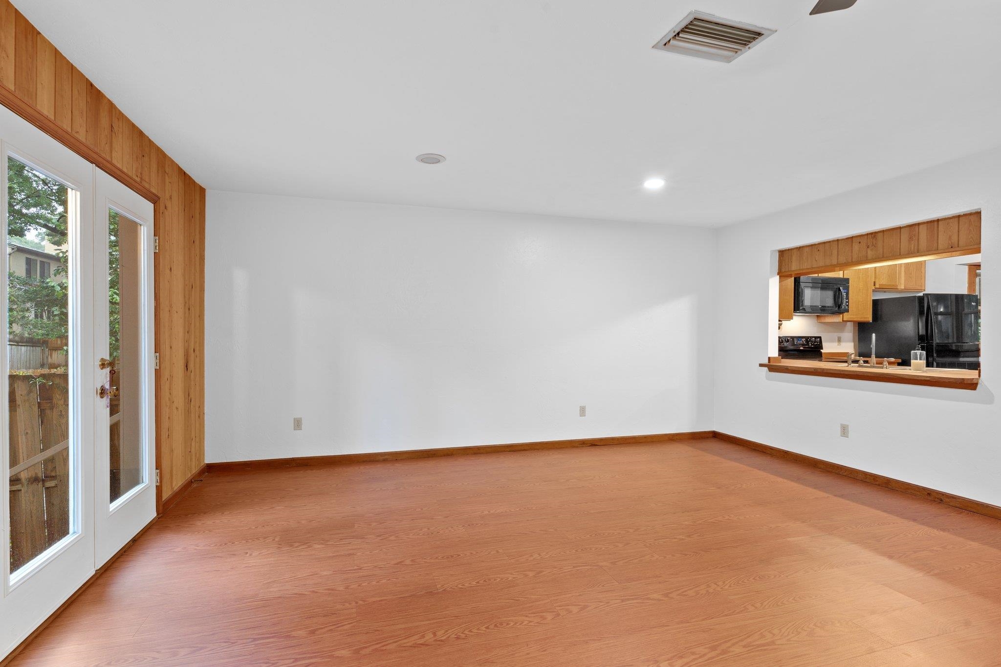 1842 Fernando Lane