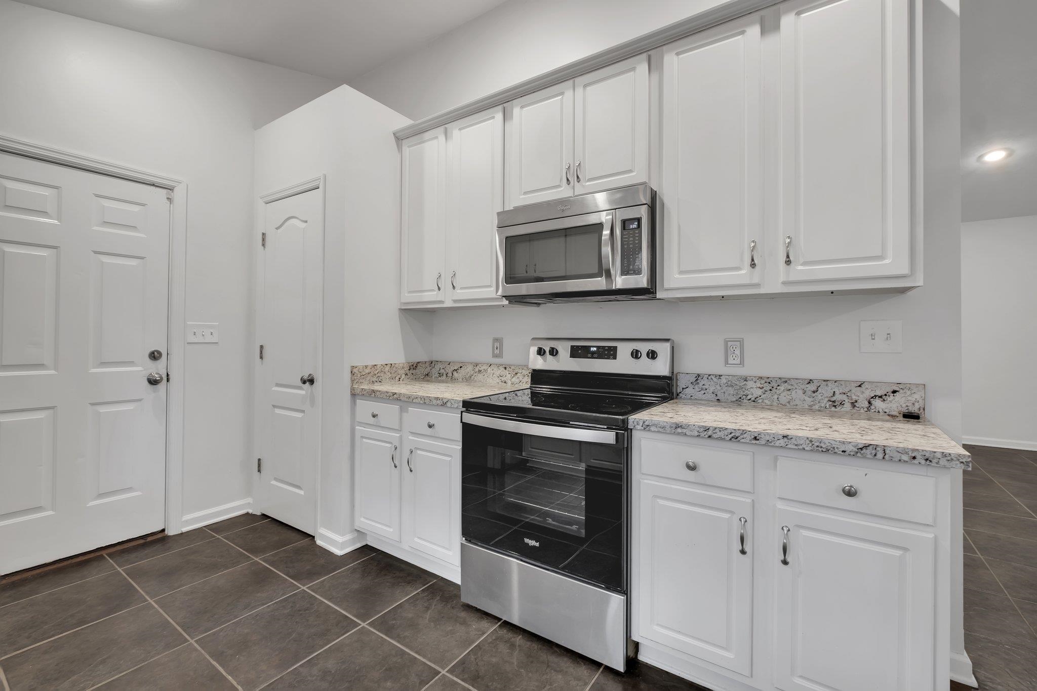 2922 Bay Shore Drive