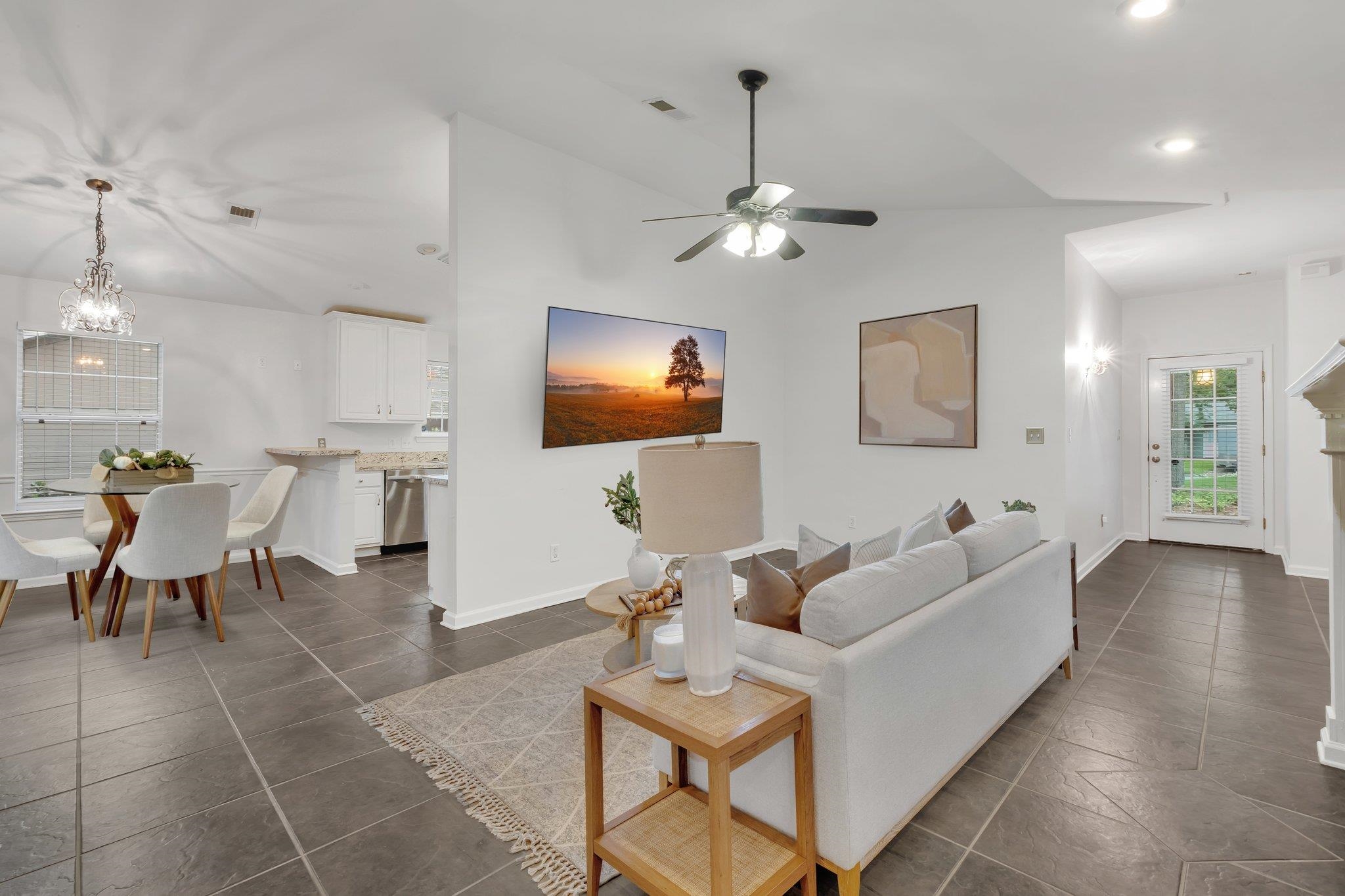 2922 Bay Shore Drive