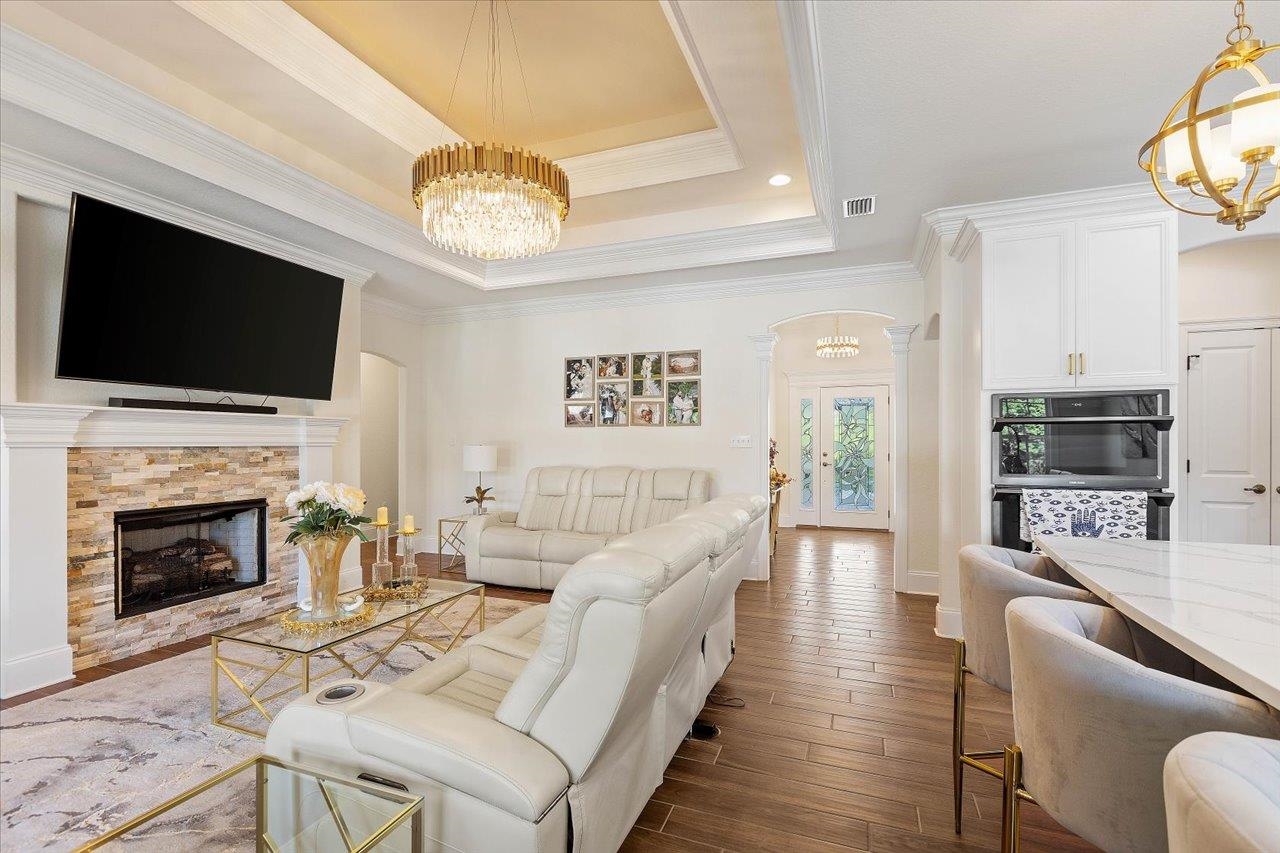 3326 Mariana Oaks Dr