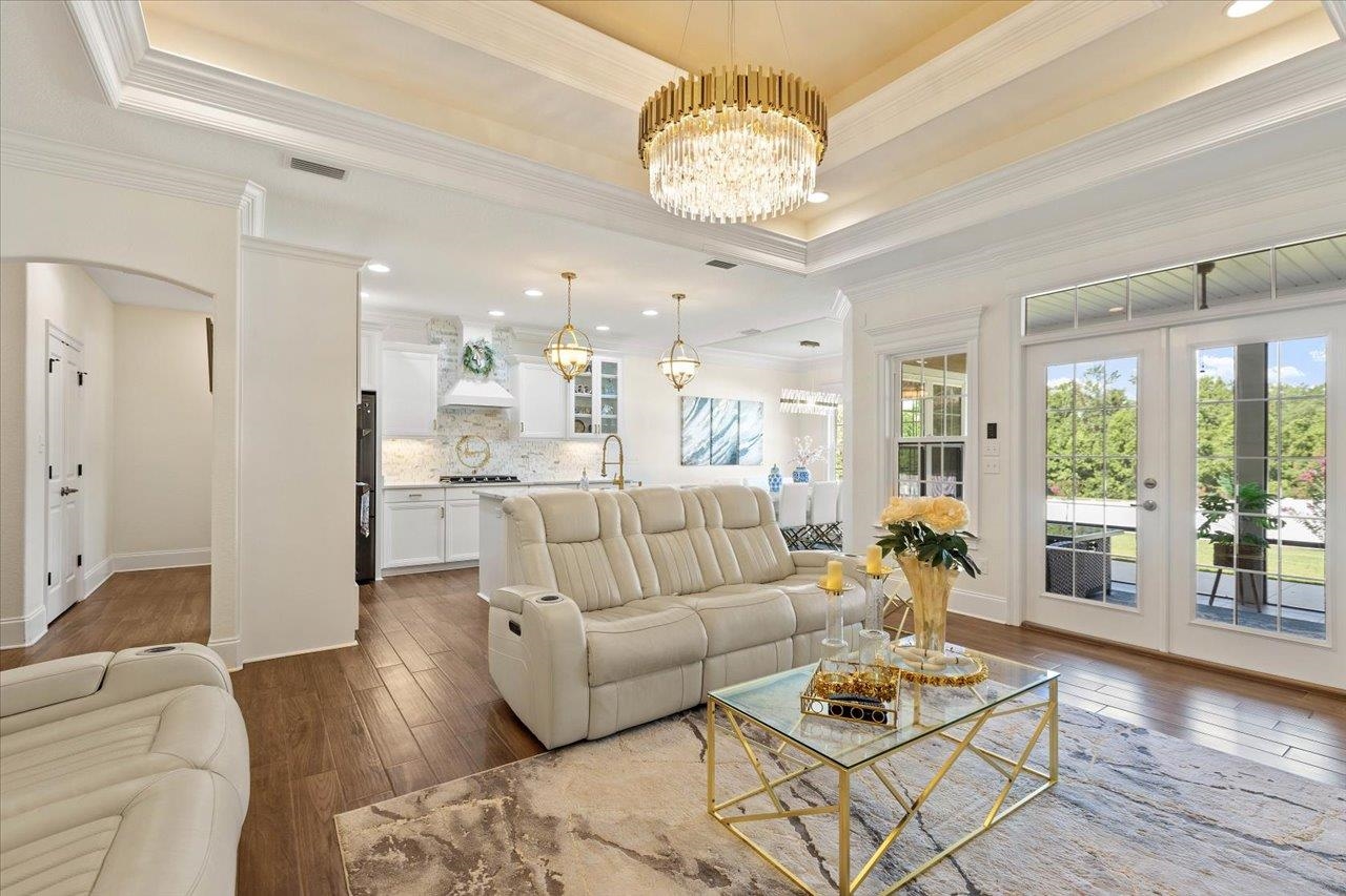3326 Mariana Oaks Dr