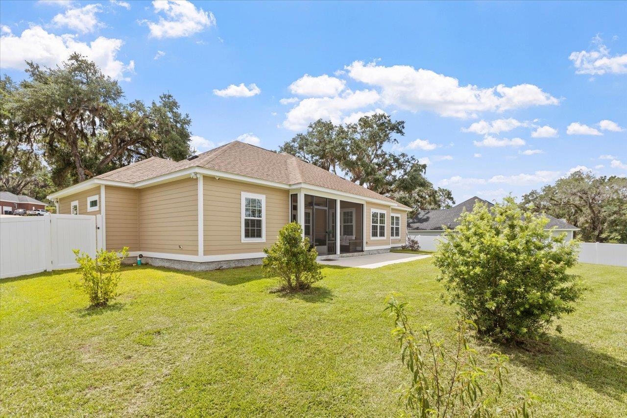 3326 Mariana Oaks Dr