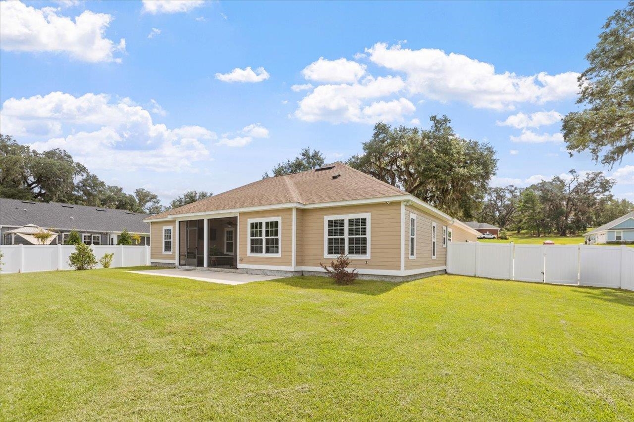 3326 Mariana Oaks Dr