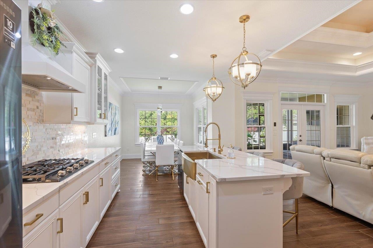 3326 Mariana Oaks Dr