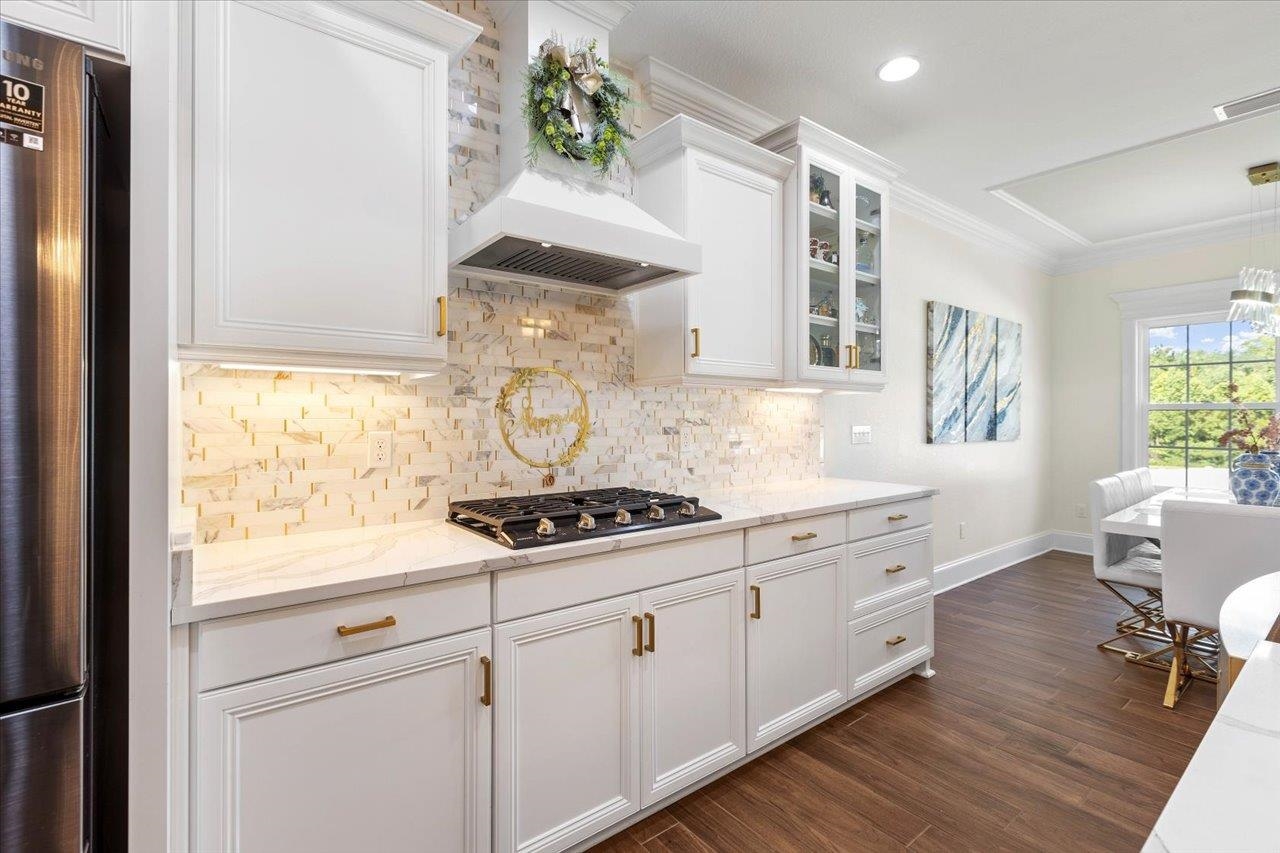 3326 Mariana Oaks Dr