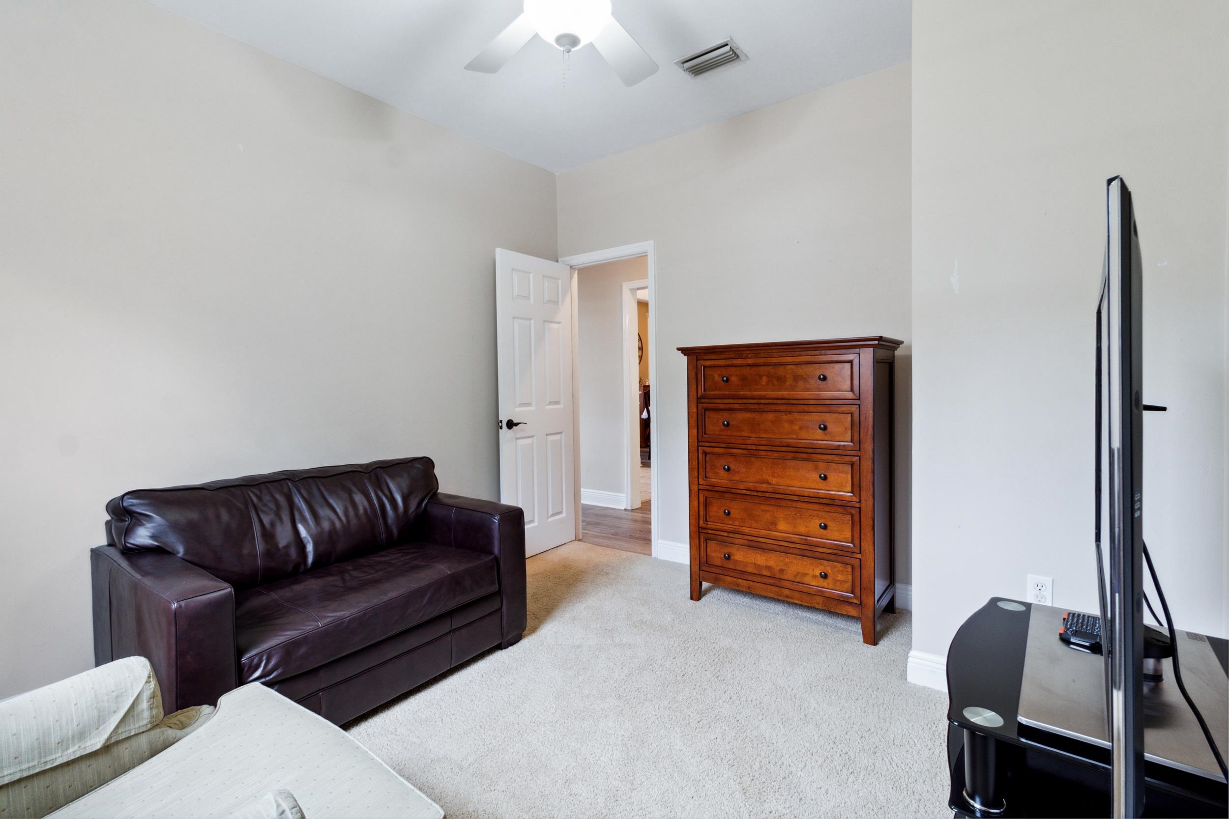 5707 Sioux Drive