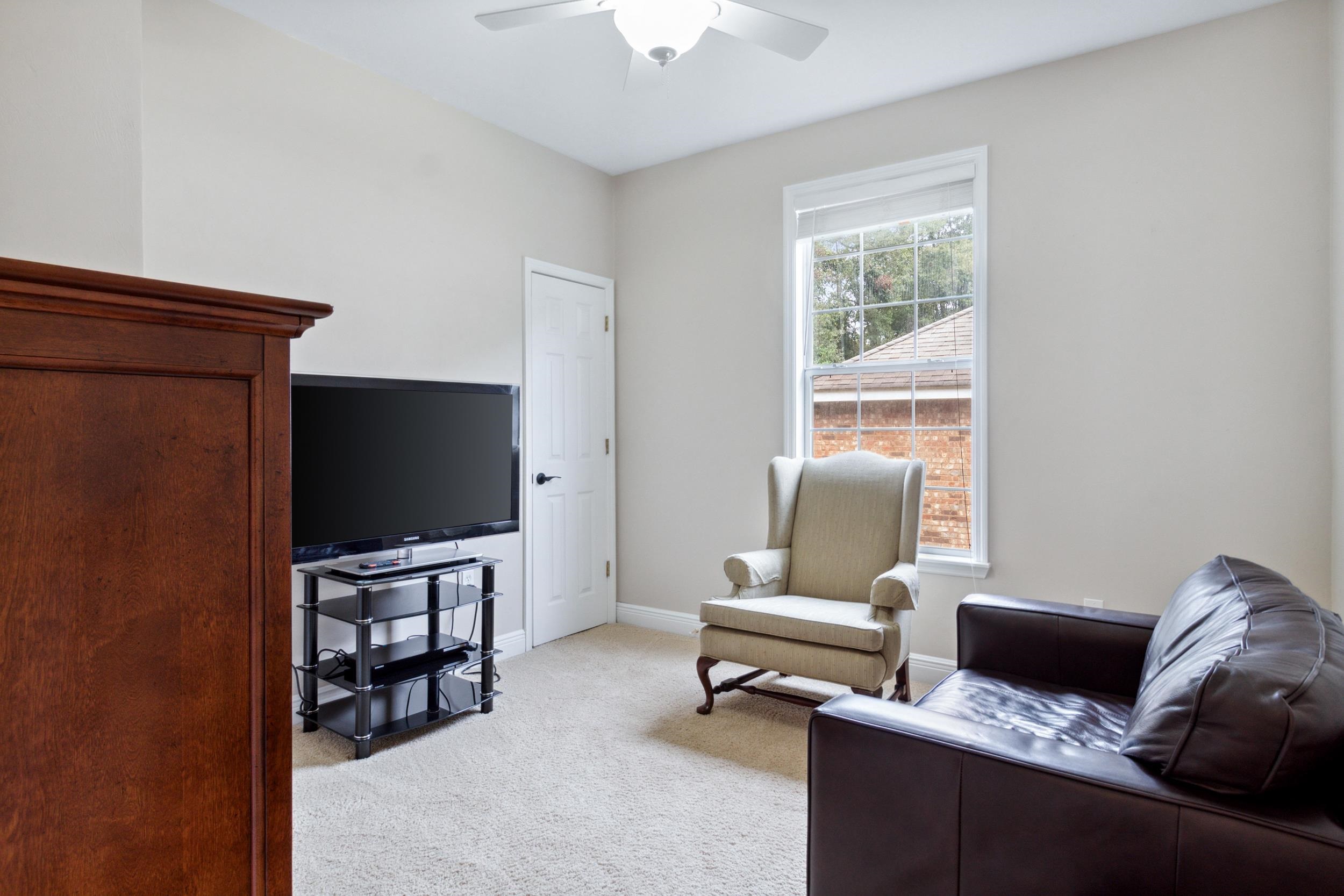 5707 Sioux Drive