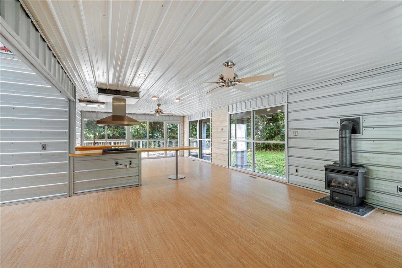 1005 Waverly Drive