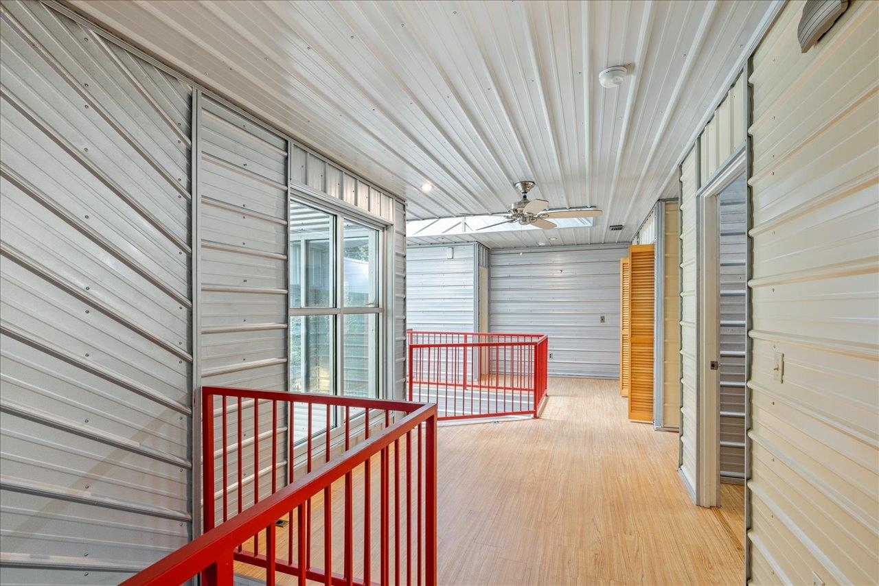 1005 Waverly Drive