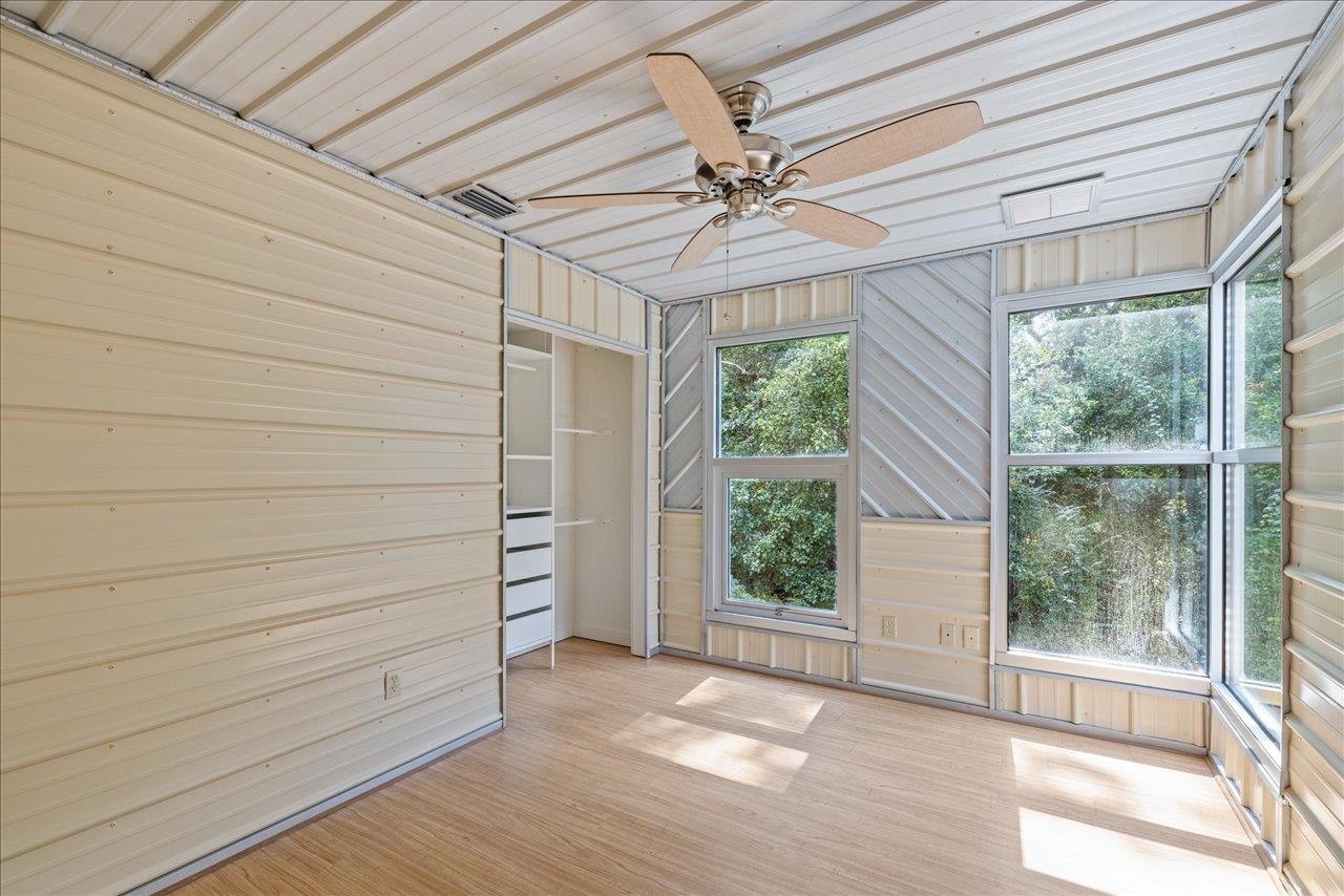 1005 Waverly Drive