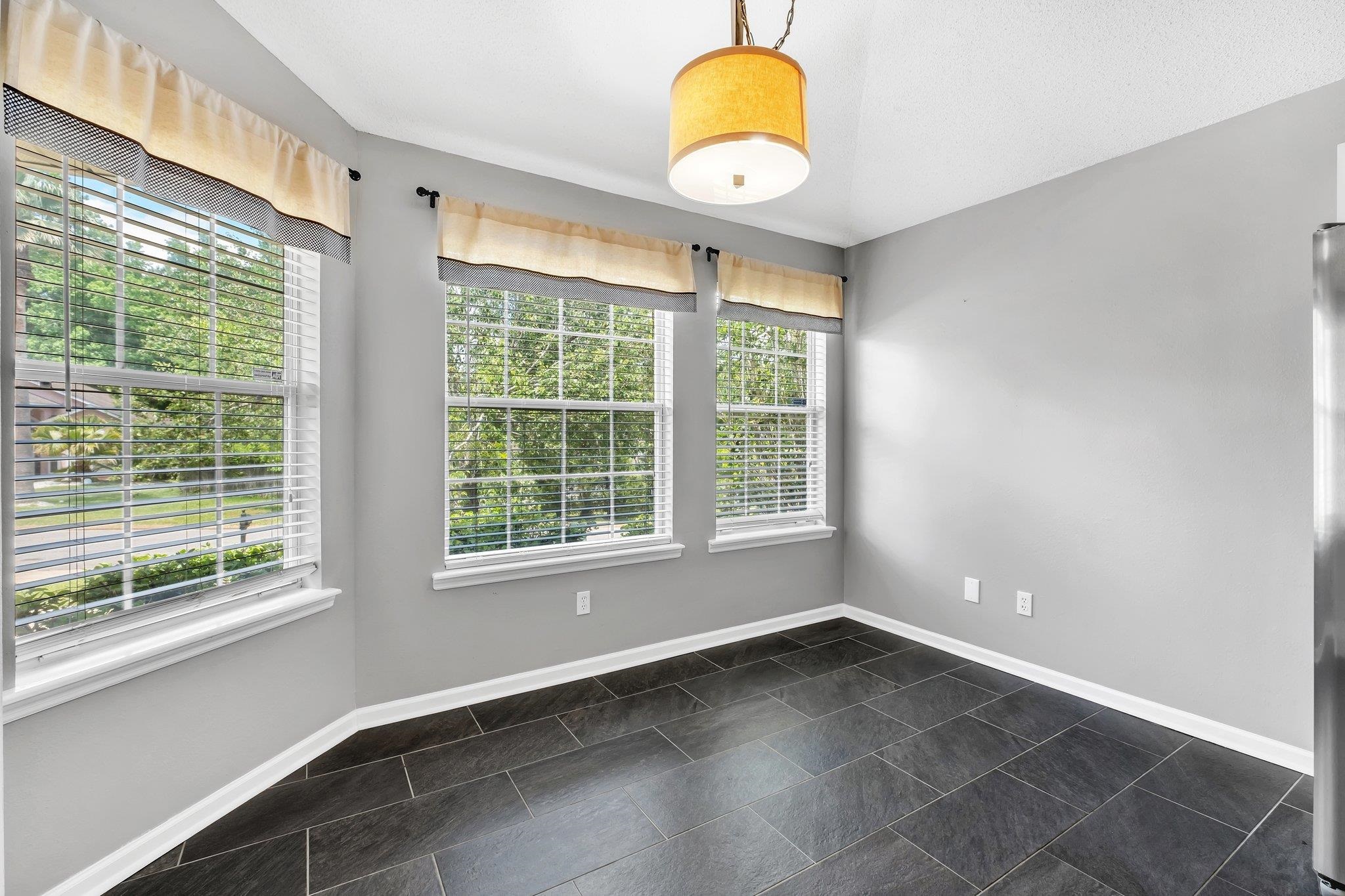 2025 Ascot Way