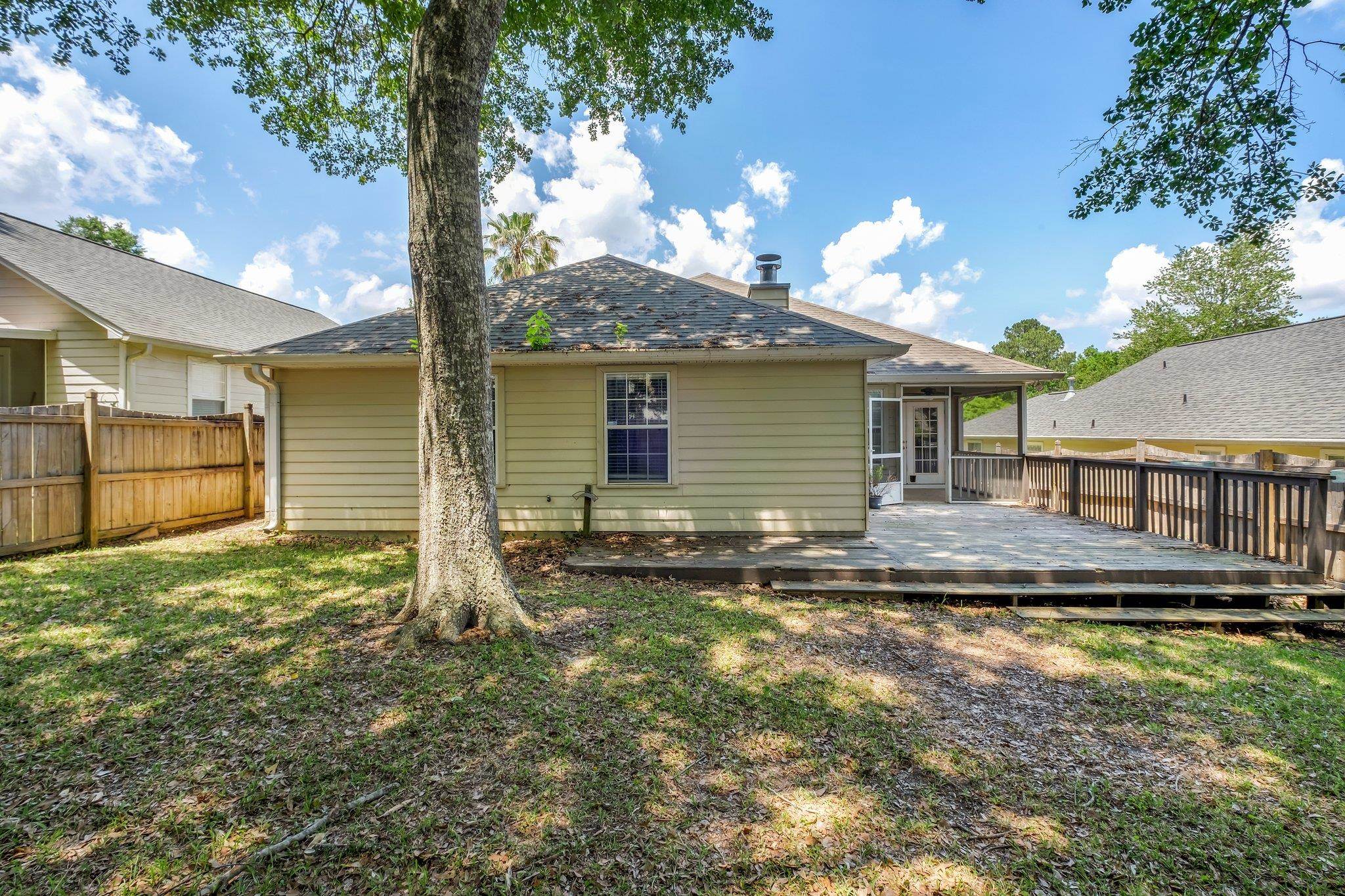 2025 Ascot Way